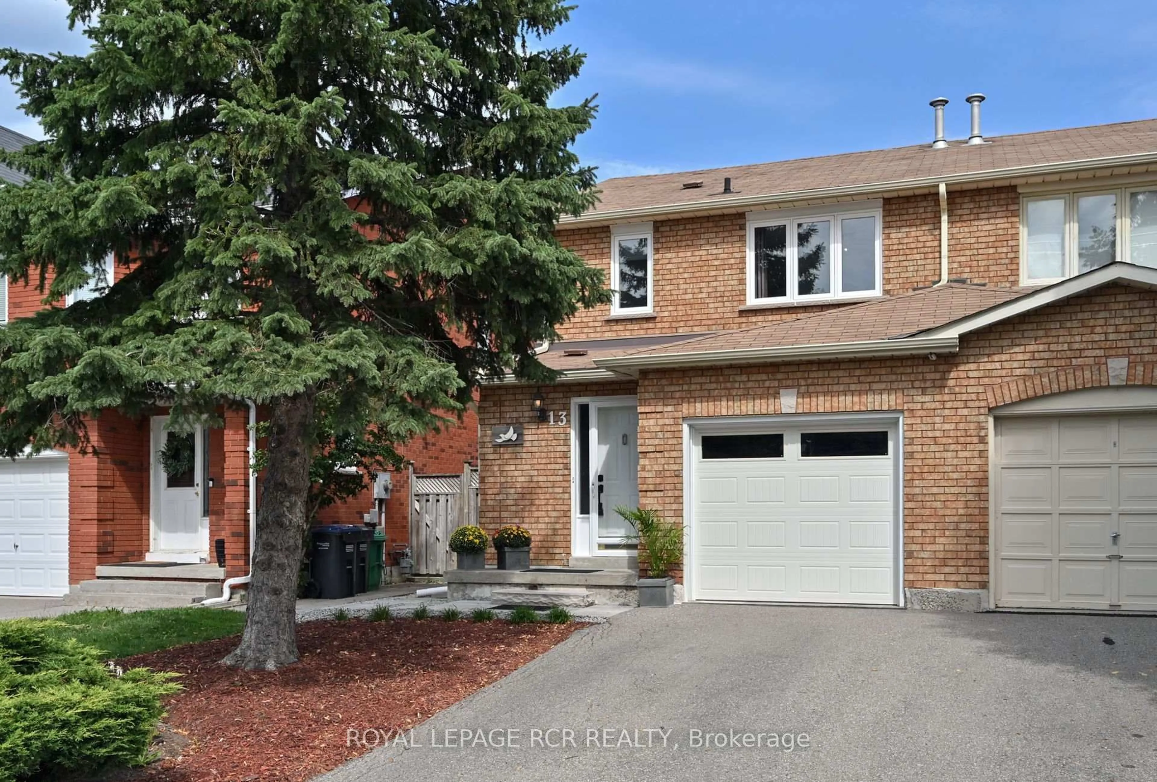 Home with brick exterior material, street for 13 Wood Circ, Caledon Ontario L7E 1R4