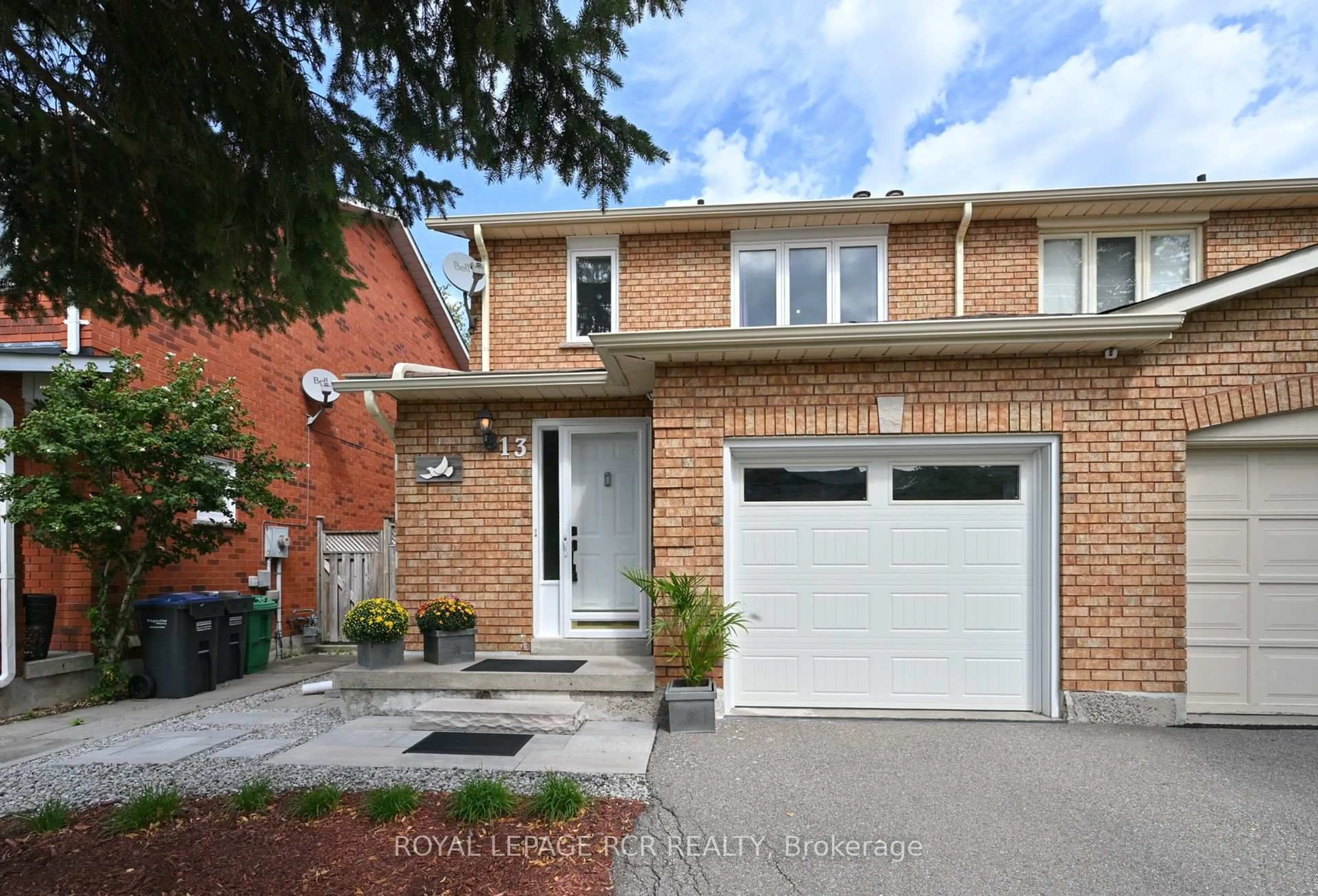 Home with brick exterior material, street for 13 Wood Circ, Caledon Ontario L7E 1R4
