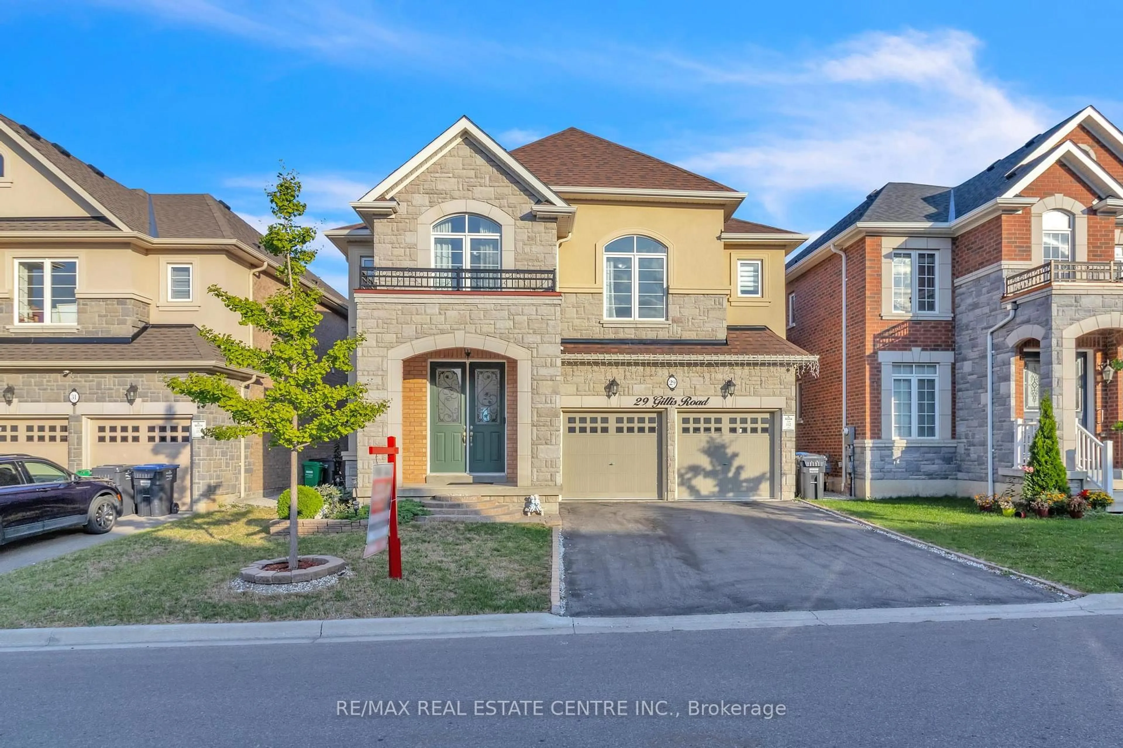 Home with brick exterior material, street for 29 Gillis Rd, Brampton Ontario L7A 4V6