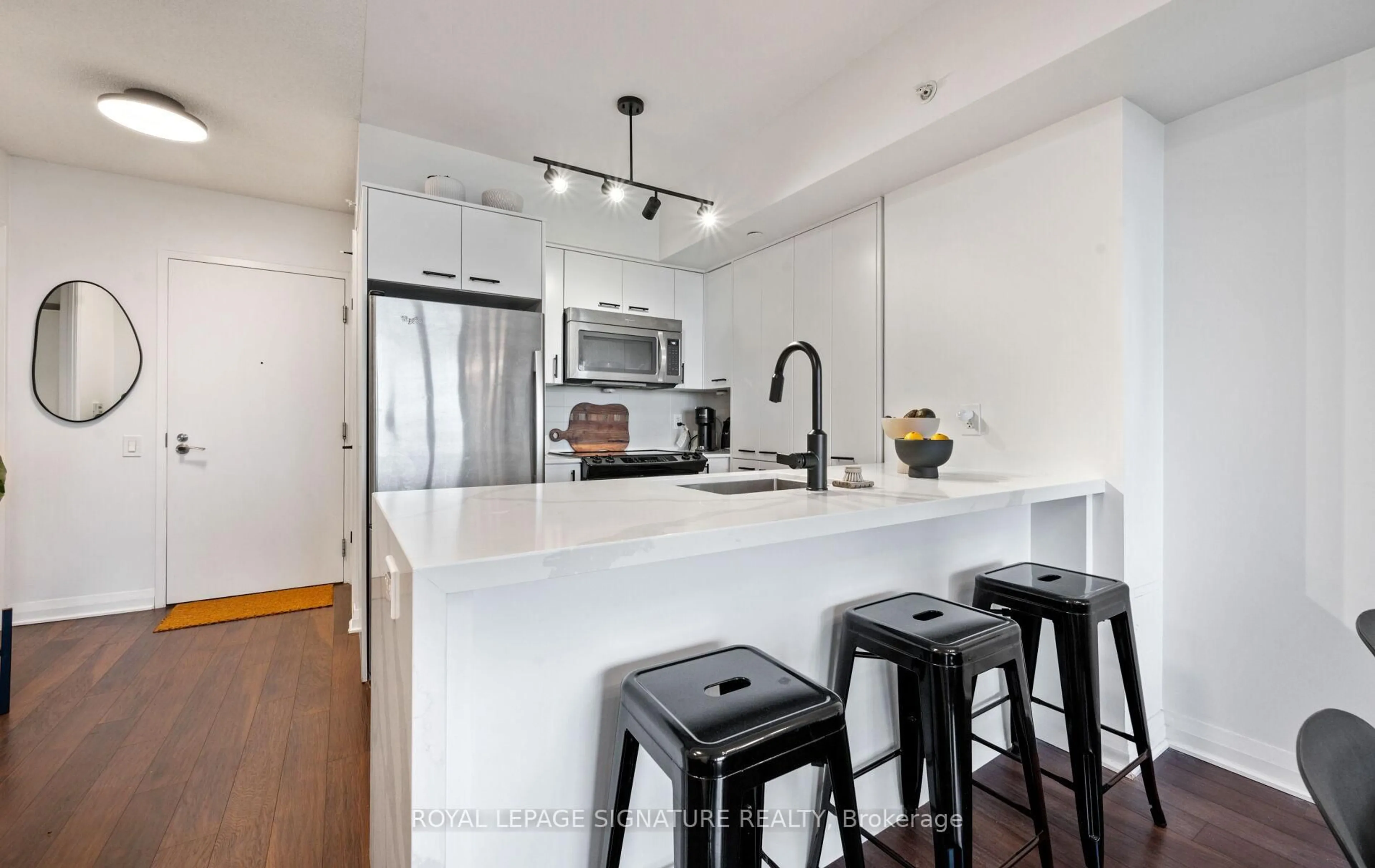 Unknown for 5 Valhalla Inn Rd #2503, Toronto Ontario M9B 6C3