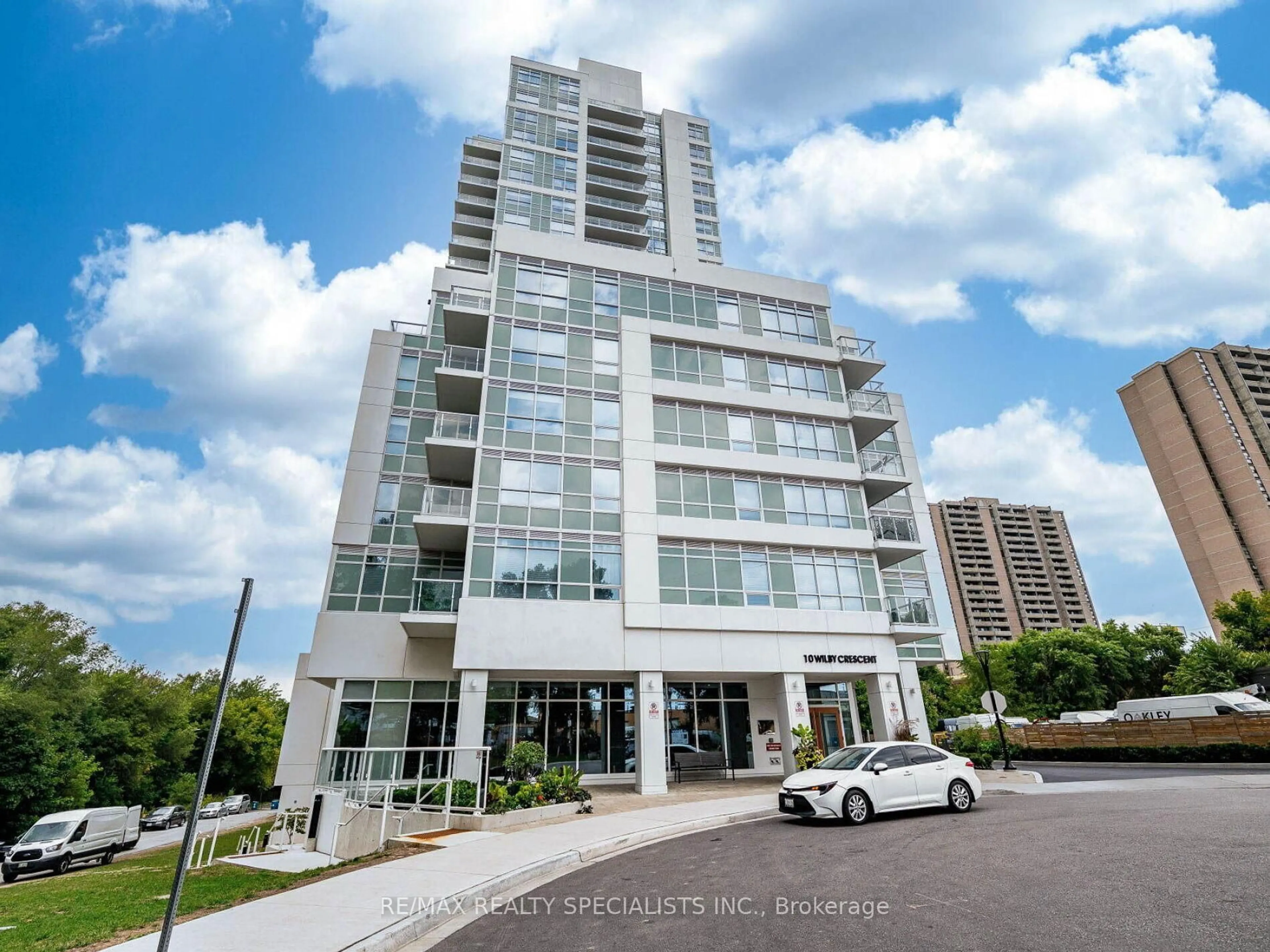 Unknown for 10 Wilby Cres #802, Toronto Ontario M9N 0B6