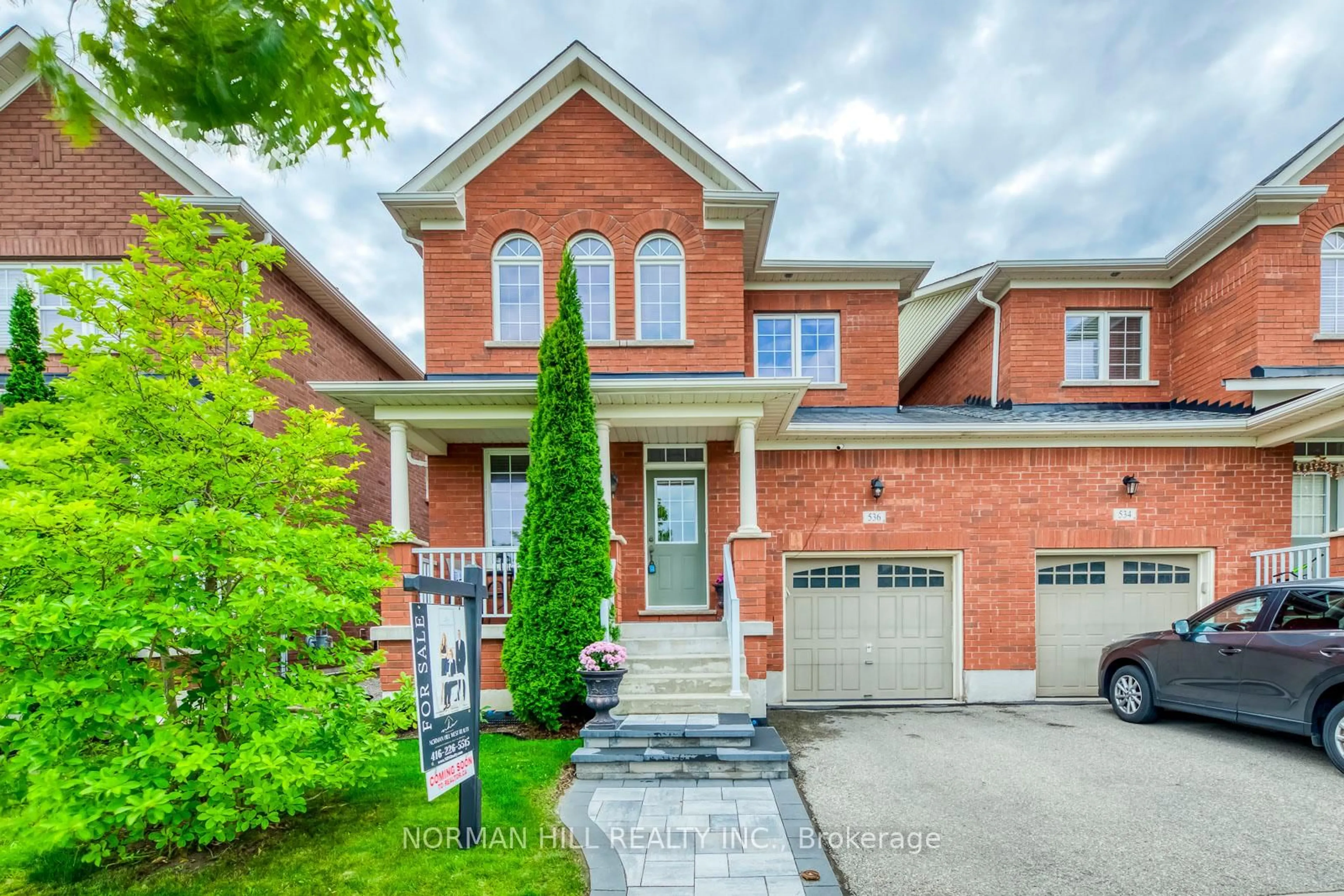 Home with brick exterior material, street for 536 Savoline Blvd, Milton Ontario L9T 7X3