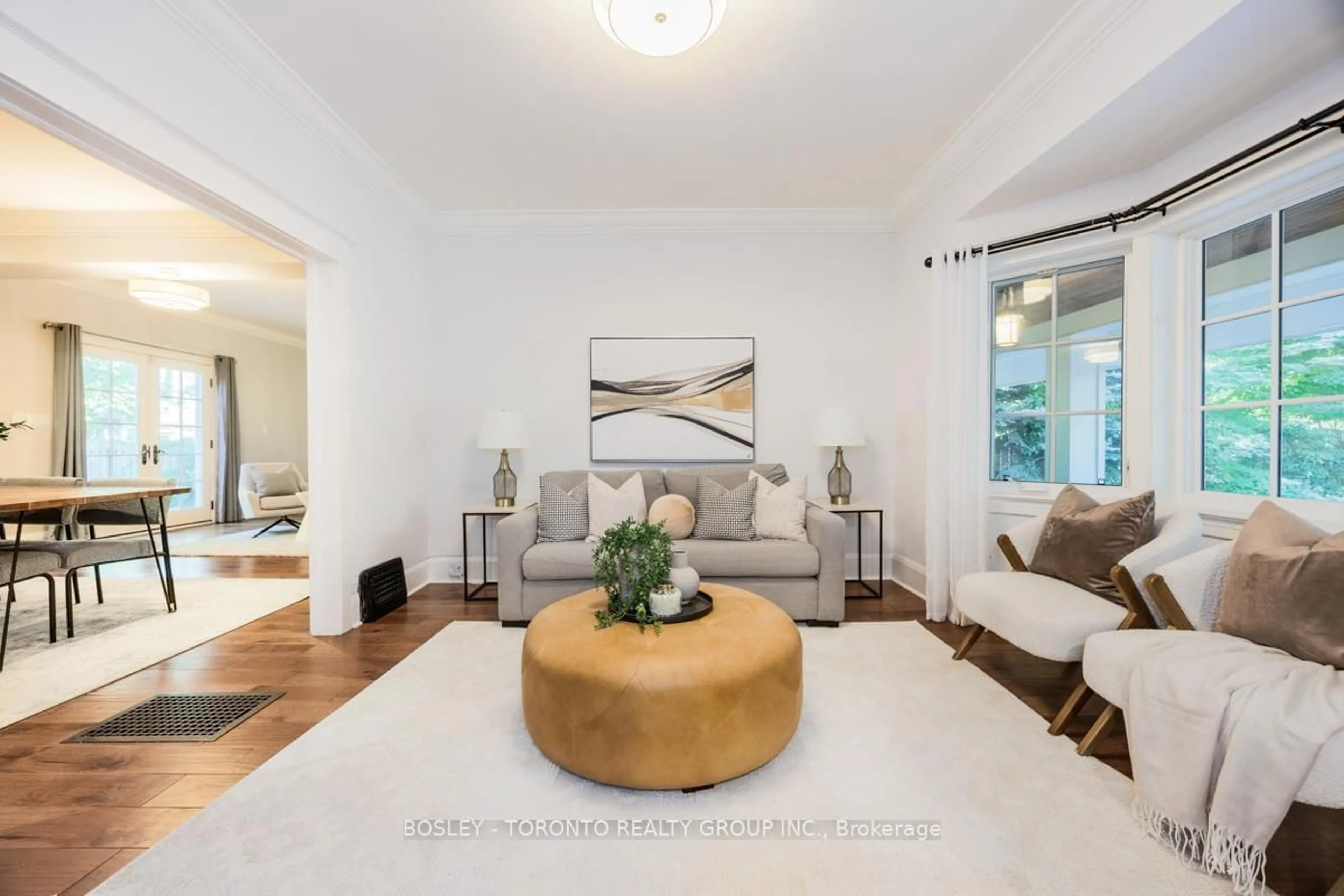 Living room with furniture, unknown for 409 Reynolds St, Oakville Ontario L6J 3M3