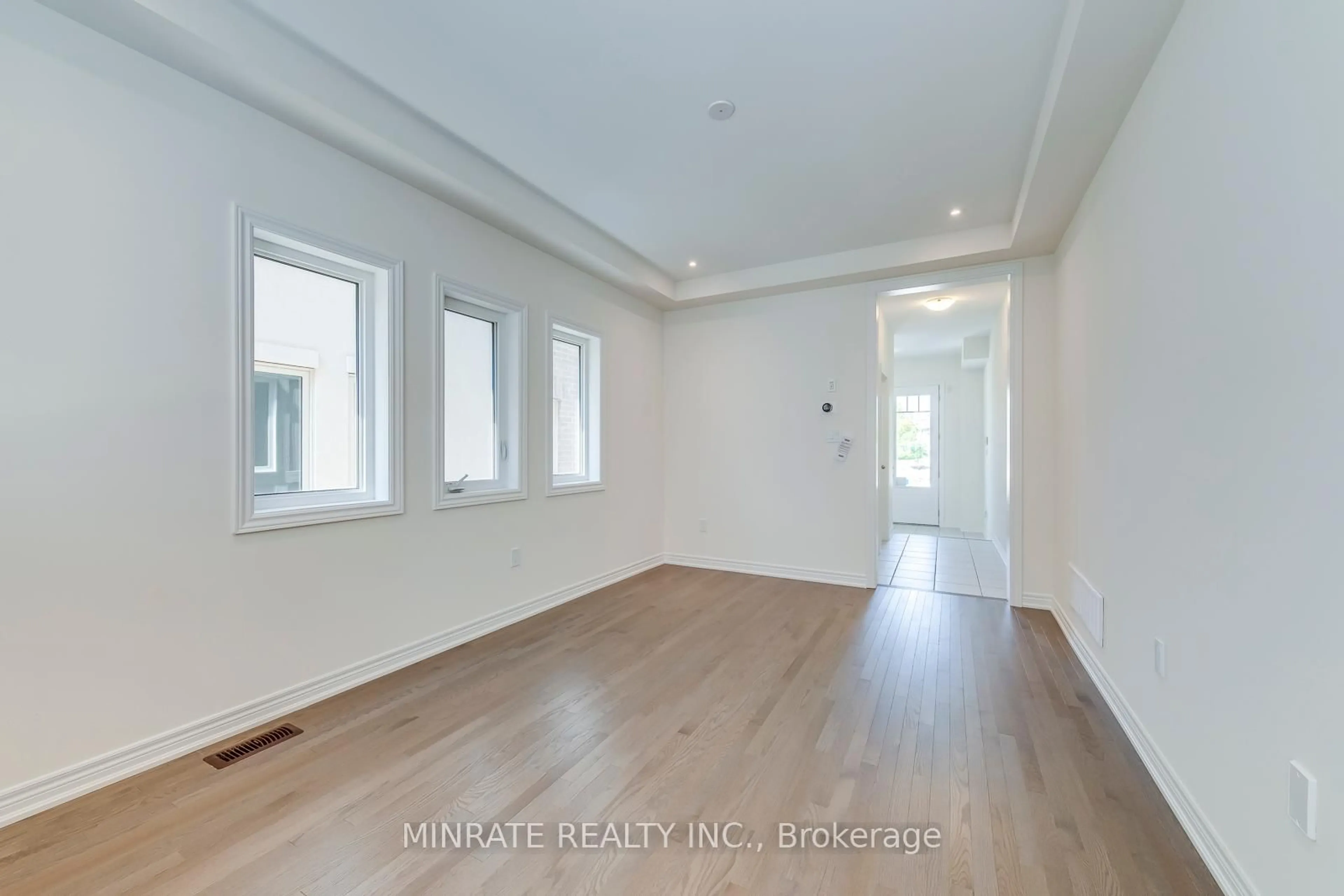 A pic of a room for 3934 Leonardo St, Burlington Ontario L7M 0Z8