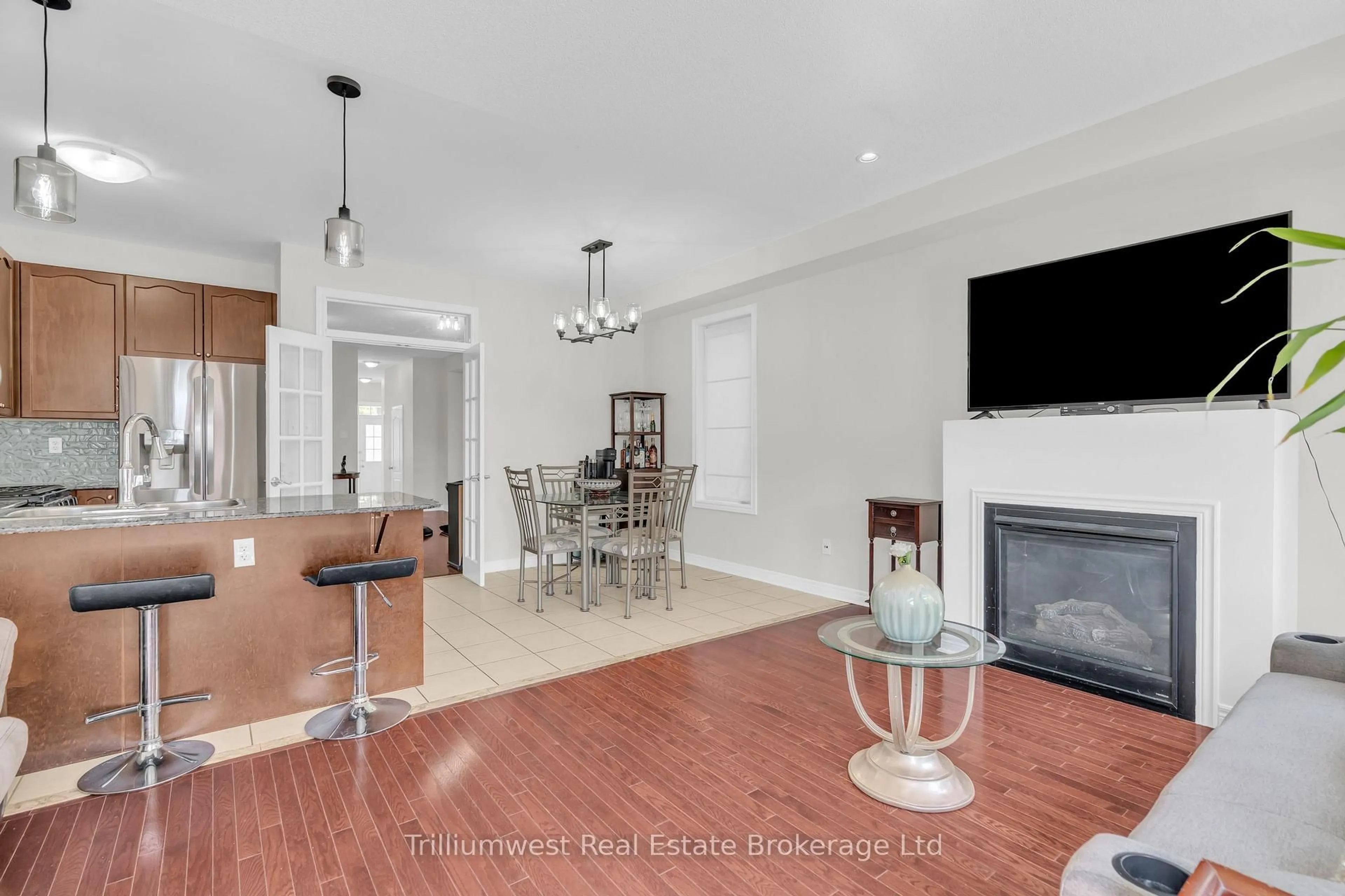 Unknown for 4635 Centretown Way, Mississauga Ontario L5R 0E1