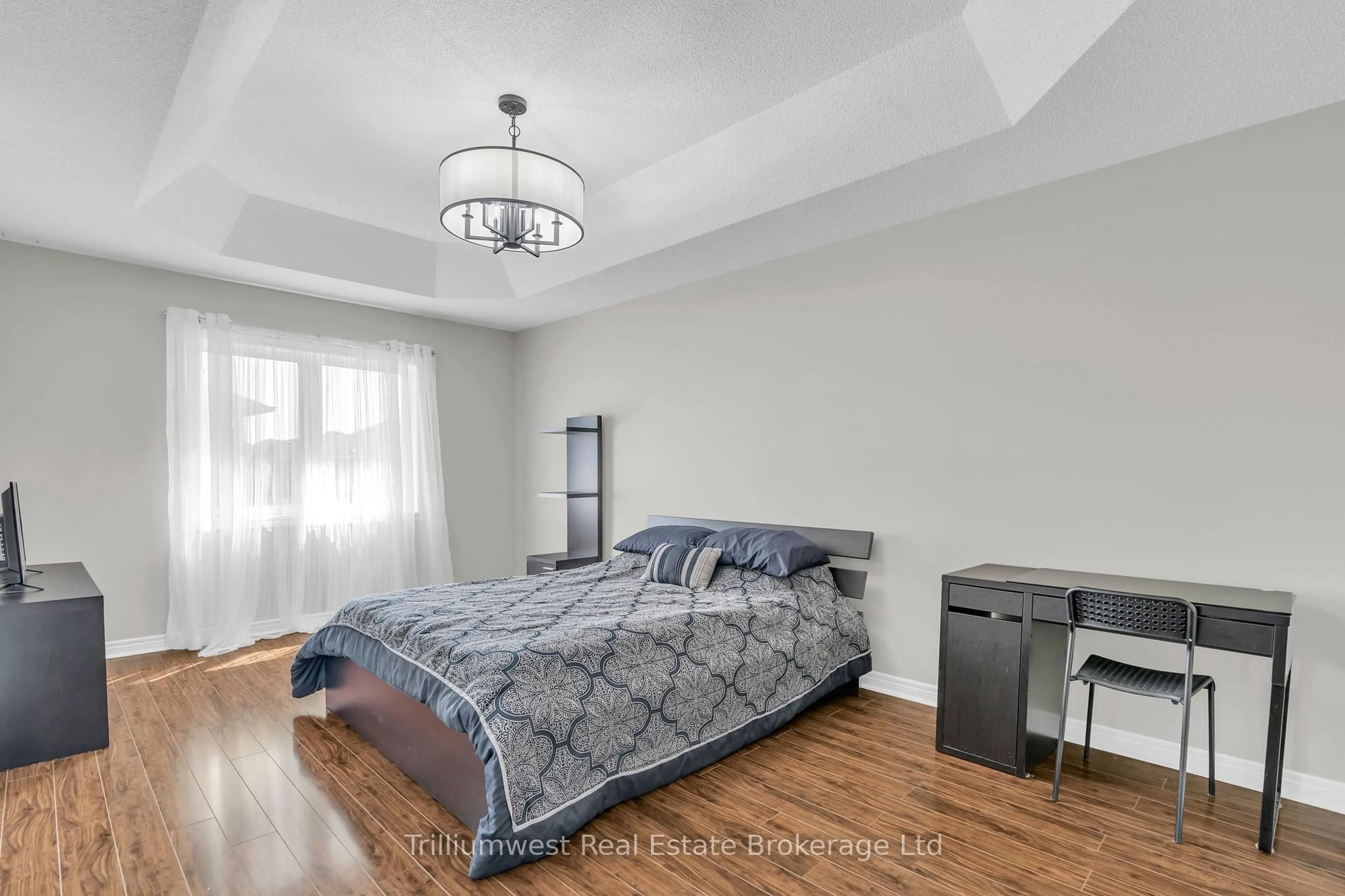 Bedroom with bed, unknown for 4635 Centretown Way, Mississauga Ontario L5R 0E1