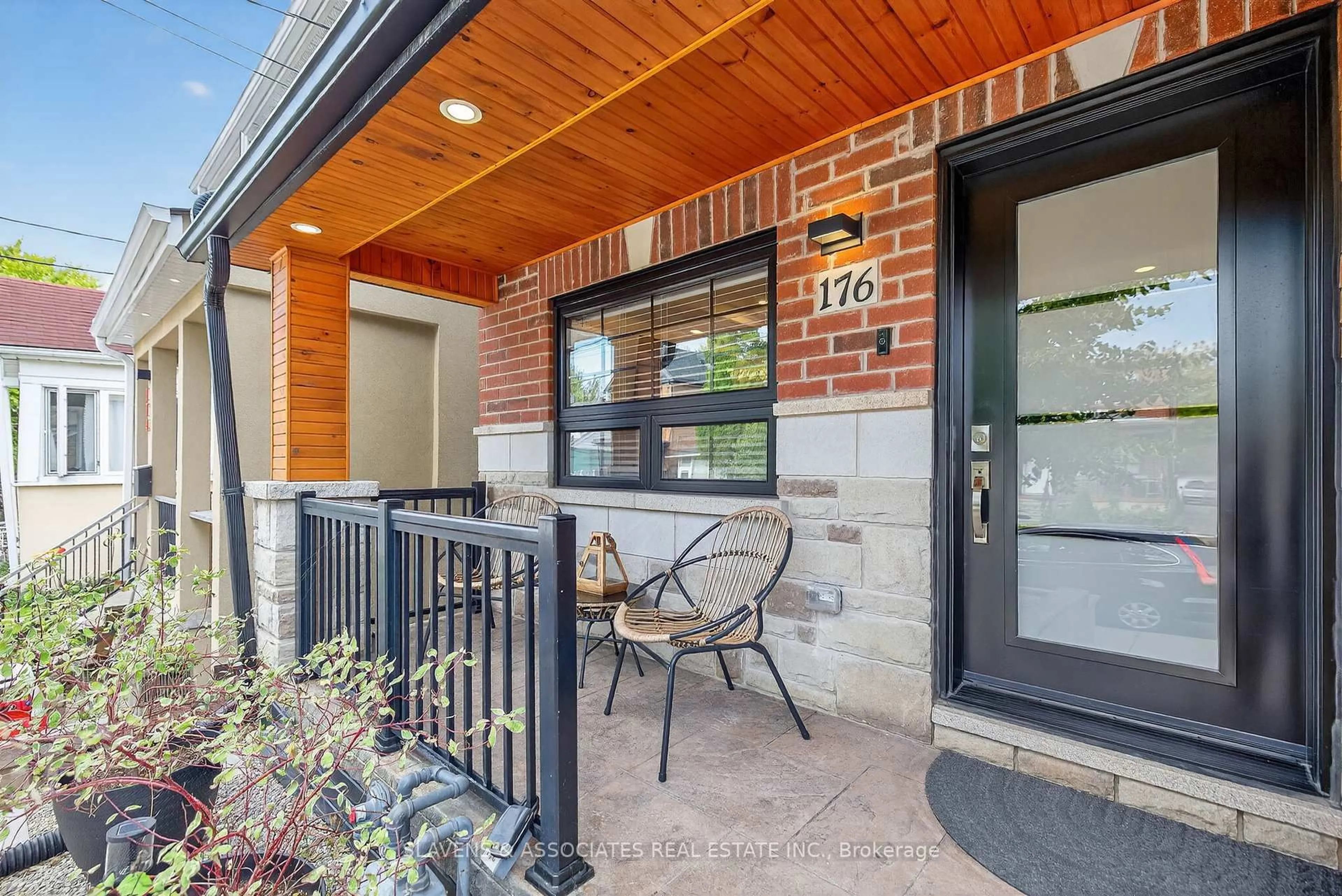 Patio, street for 176 Rosethorn Ave, Toronto Ontario M6N 3L4