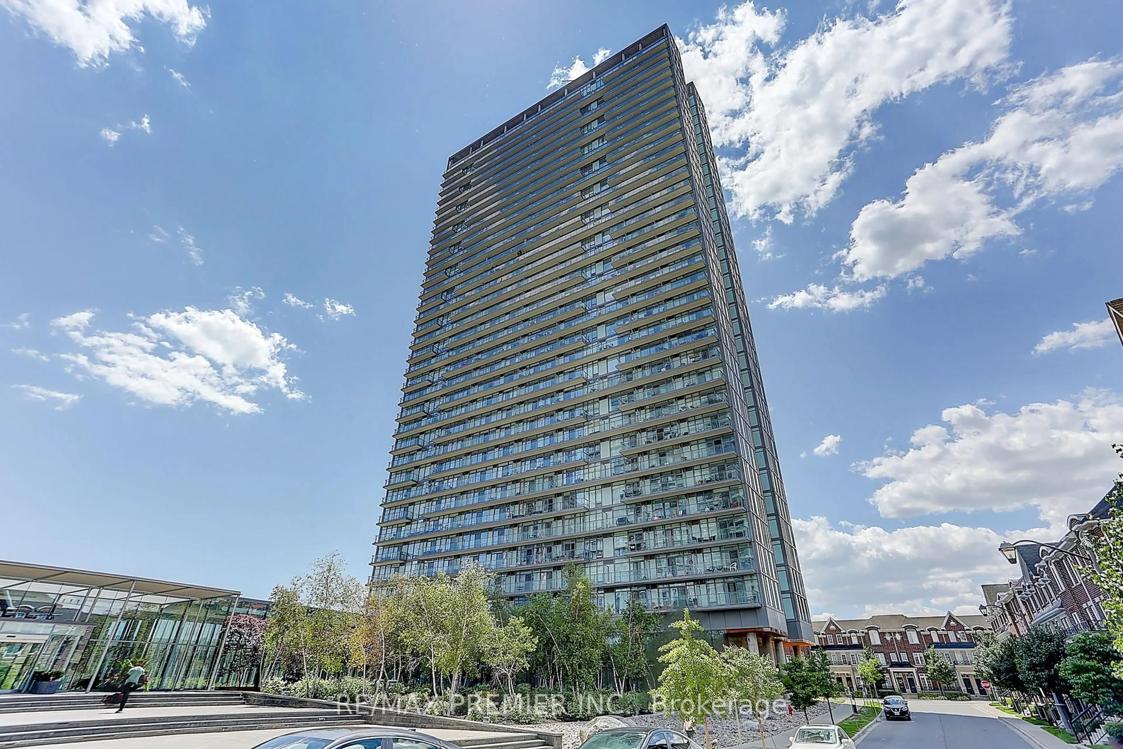 Unknown for 105 The Queensway #1808, Toronto Ontario M6S 5B5