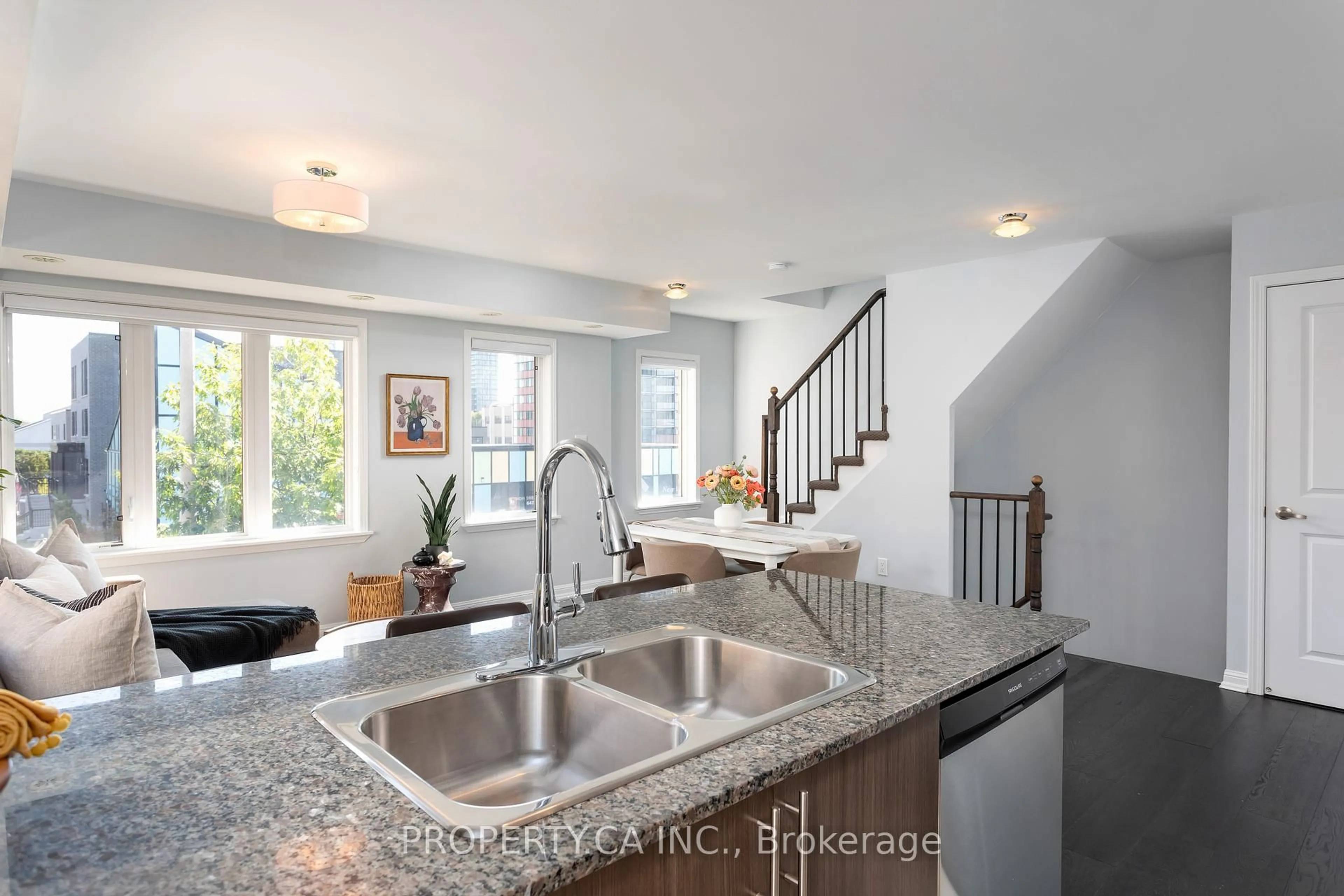 Open concept kitchen, unknown for 6 Foundry Ave #256, Toronto Ontario M6H 0A4