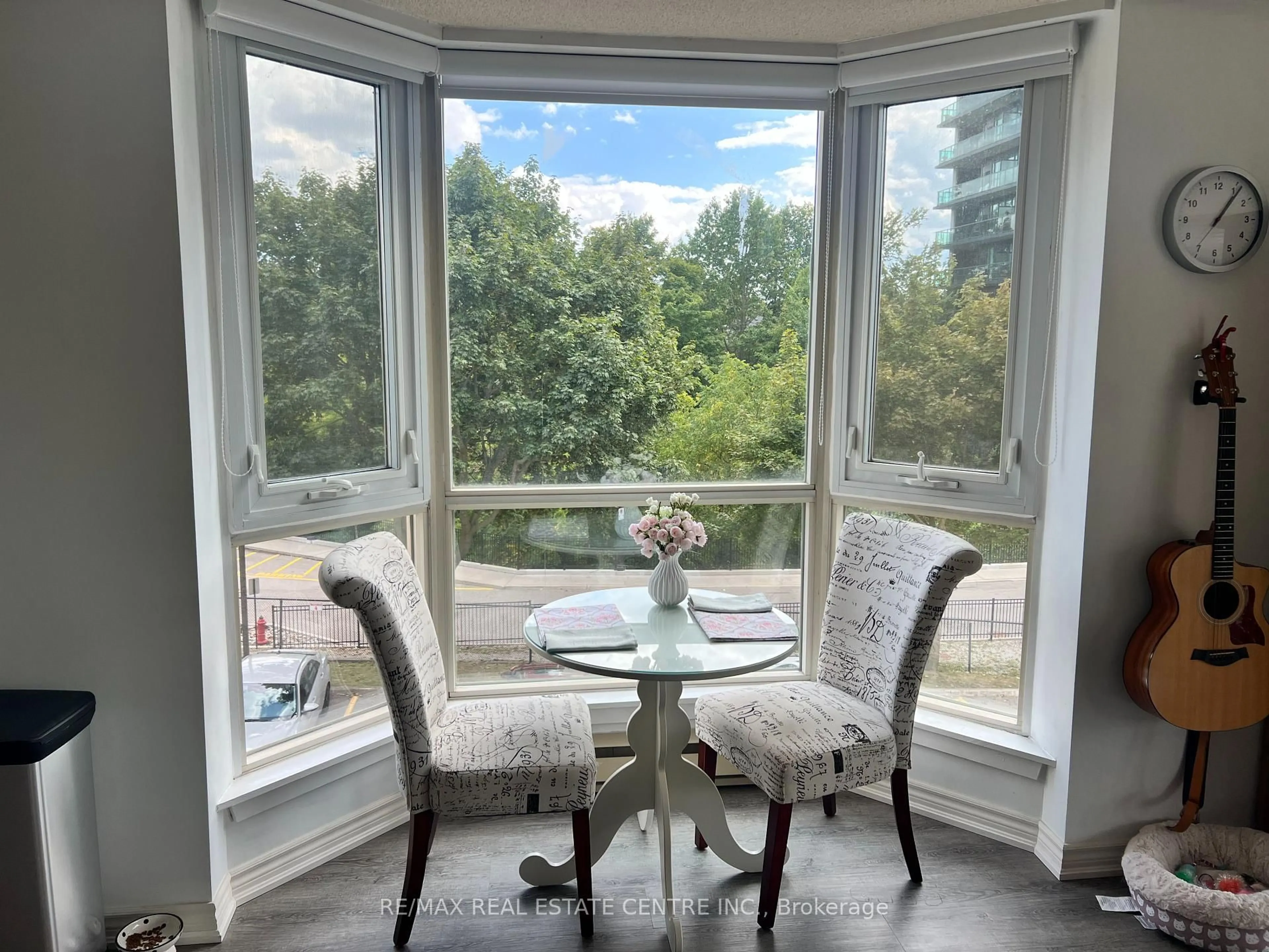 Dining room, unknown for 26 Hall Rd #204, Halton Hills Ontario L7G 5G5