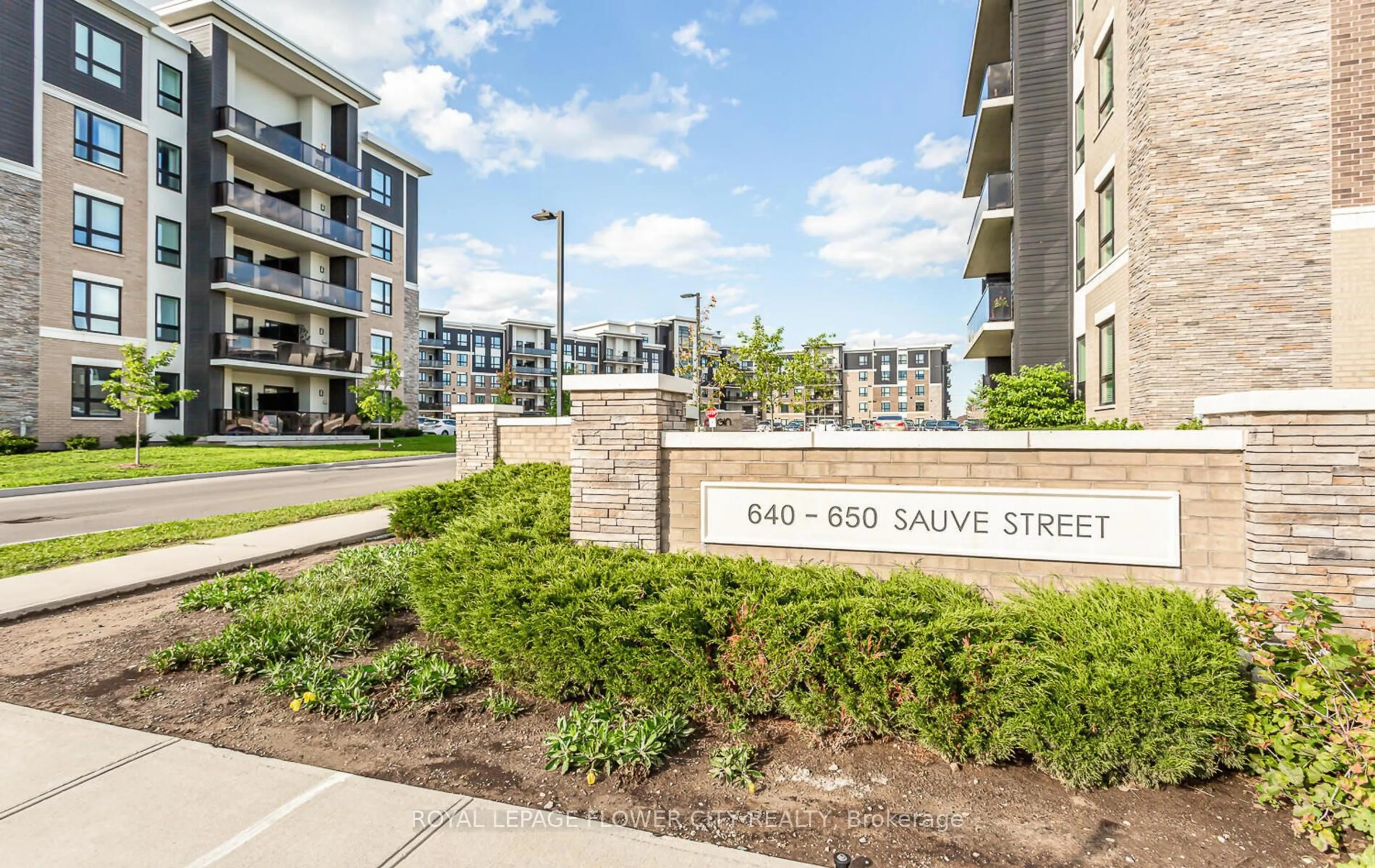 Unknown for 640 Sauve St #313, Milton Ontario L9T 8M4