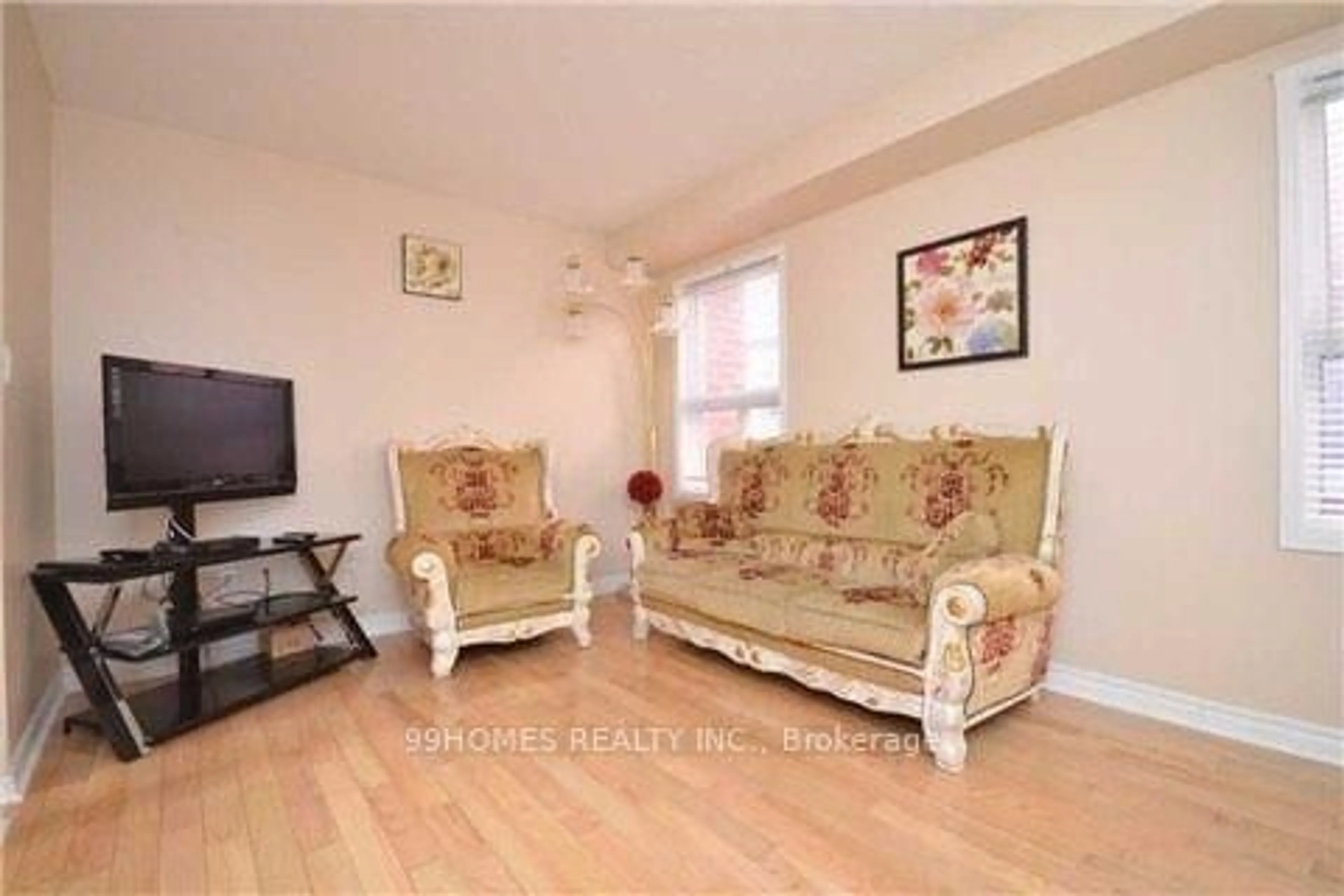 Living room with furniture, unknown for 49 Olympia Cres, Brampton Ontario L6X 4W2