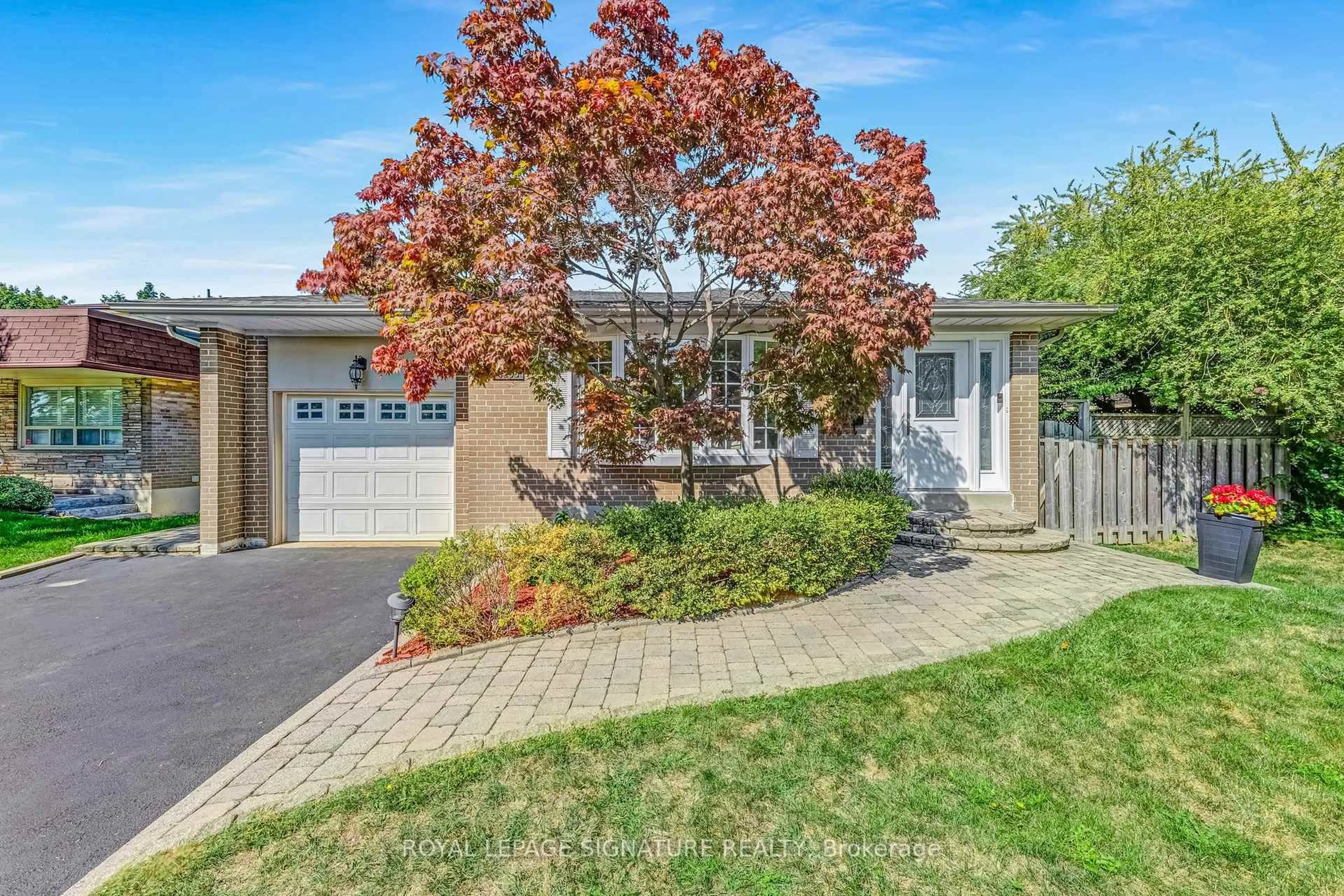 Home with brick exterior material, street for 1256 Tyneburn Cres, Mississauga Ontario L4X 1P4