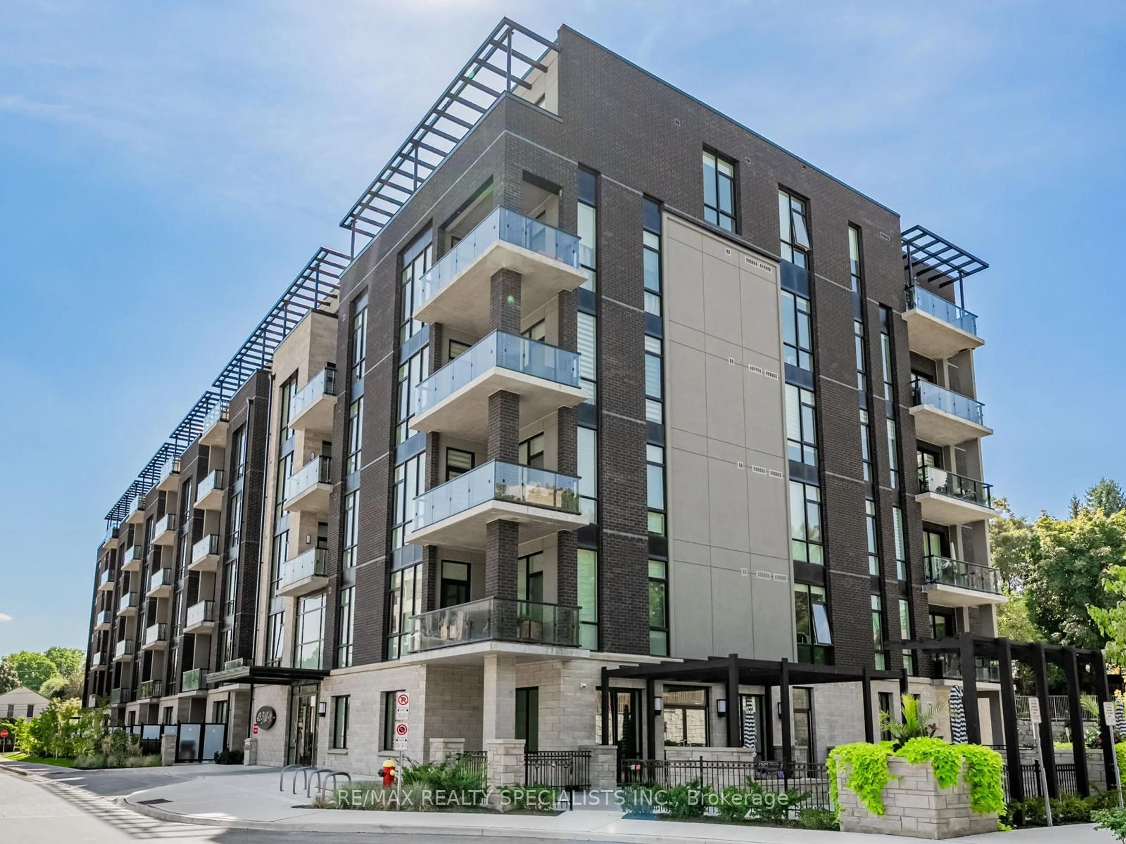 Unknown for 42 MILL St #208, Halton Hills Ontario L7E 0P9