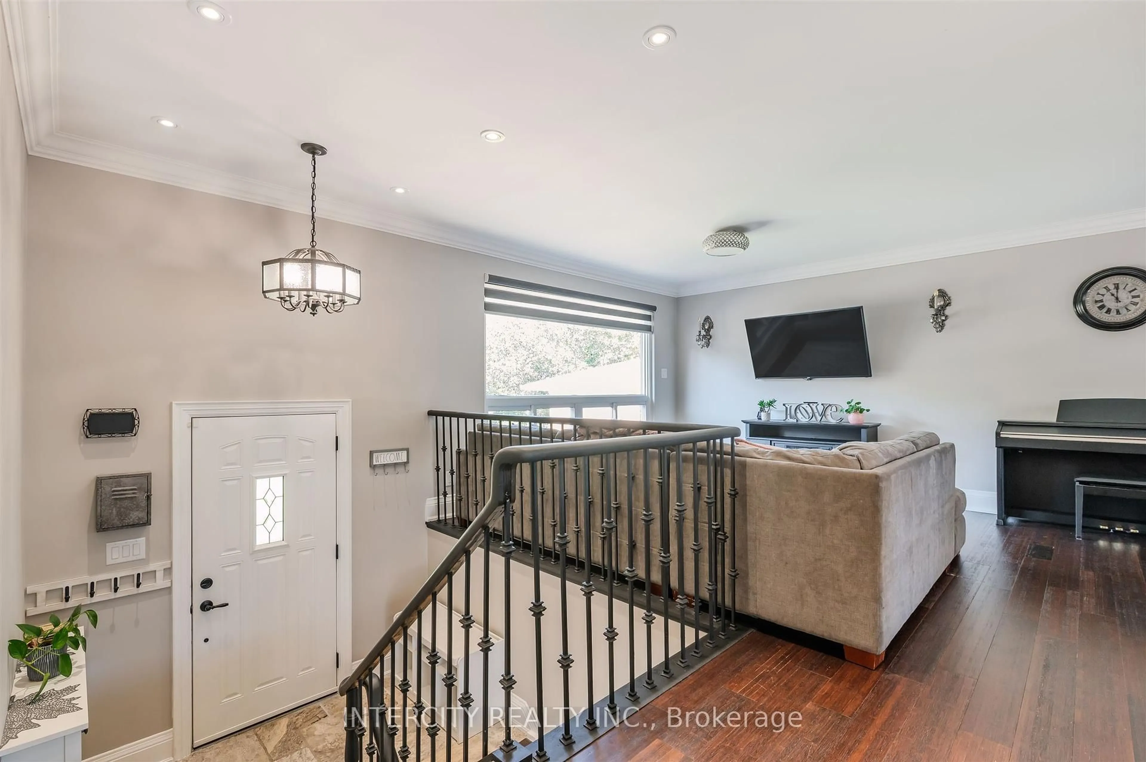Unknown for 146 Connaught Cres, Caledon Ontario L7E 2S4