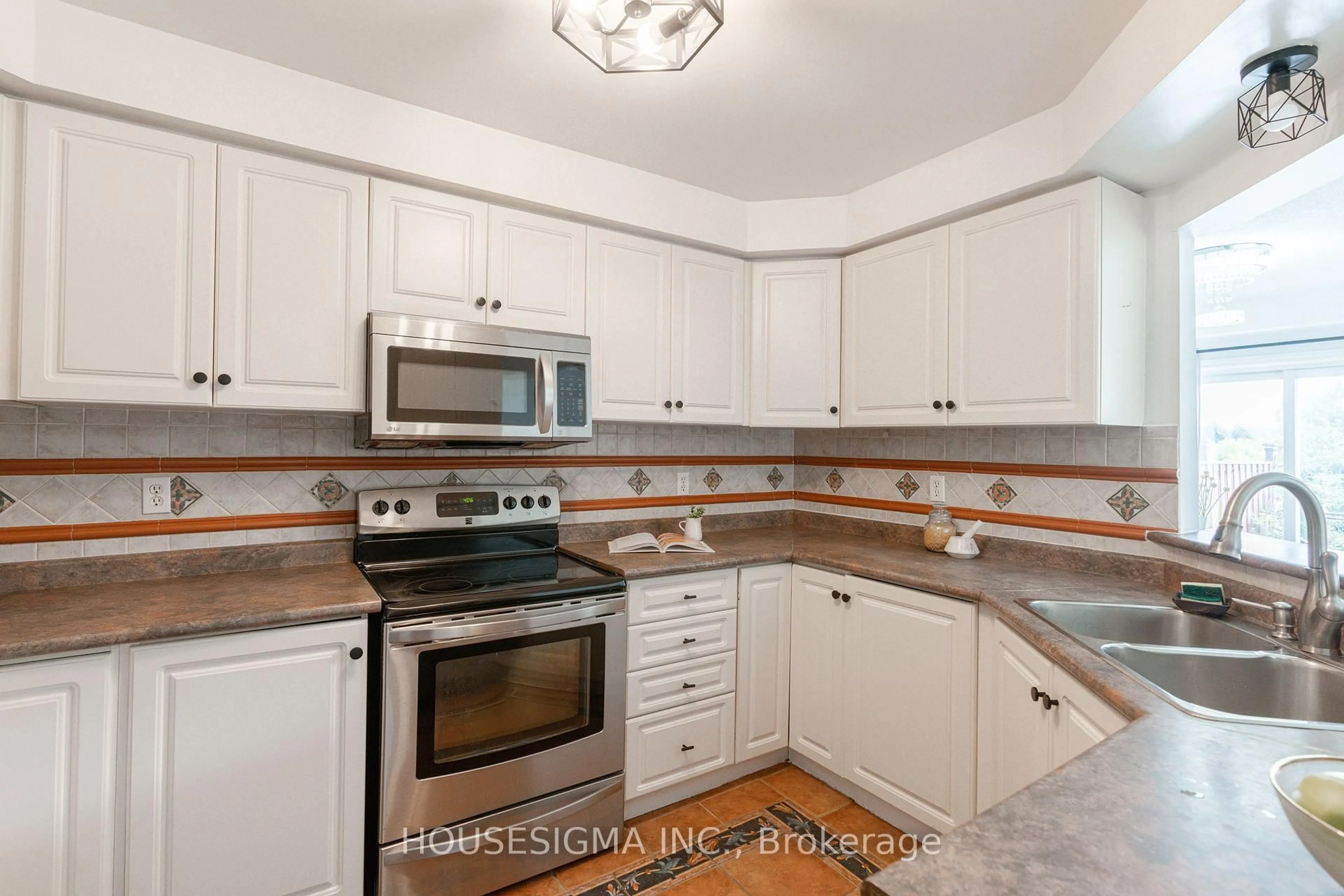 Standard kitchen, ceramic/tile floor for 9800 Mclaughlin Rd #132, Brampton Ontario L6X 4R1