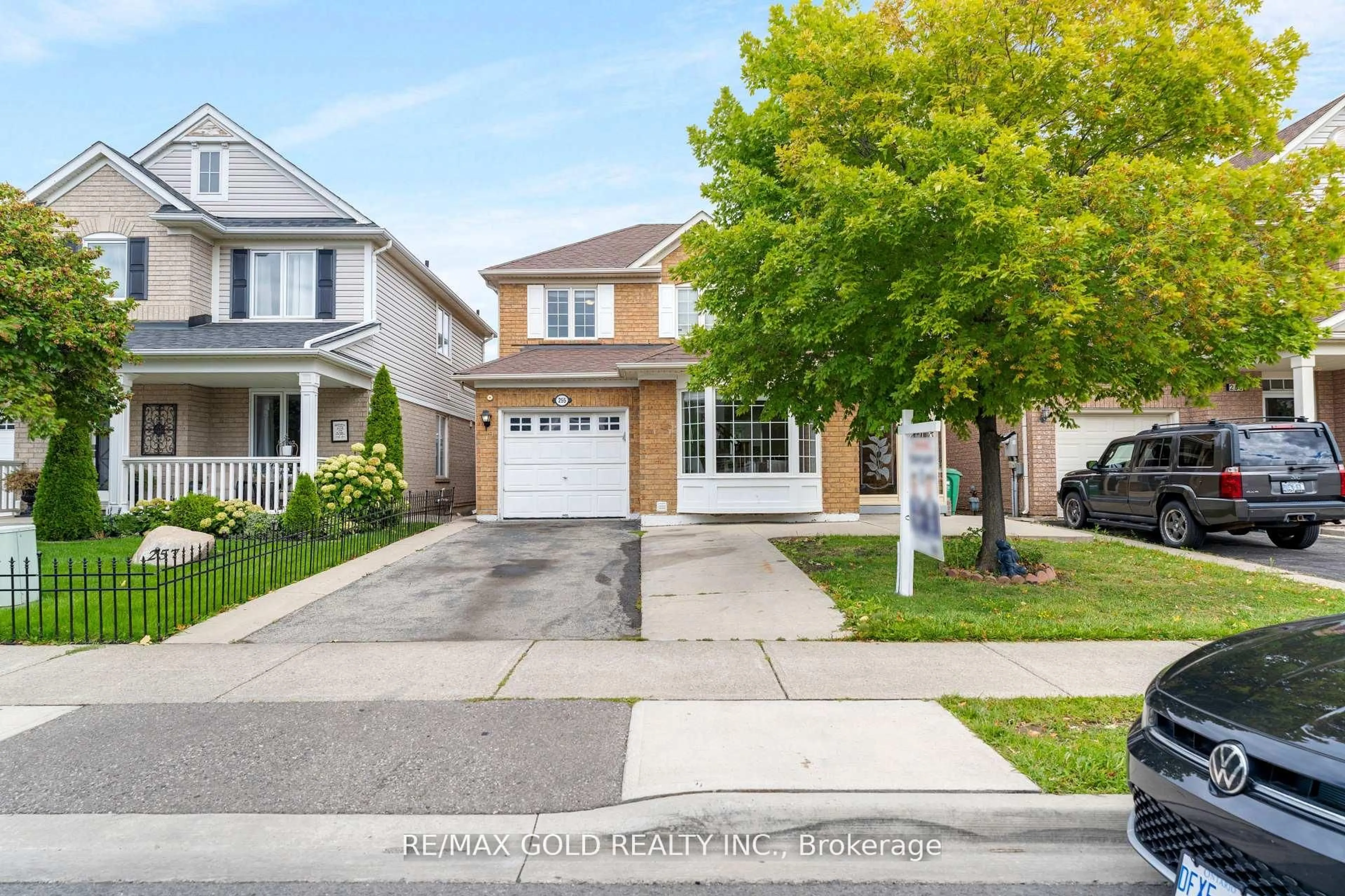 Unknown for 255 Brisdale Dr, Brampton Ontario L7A 2T3
