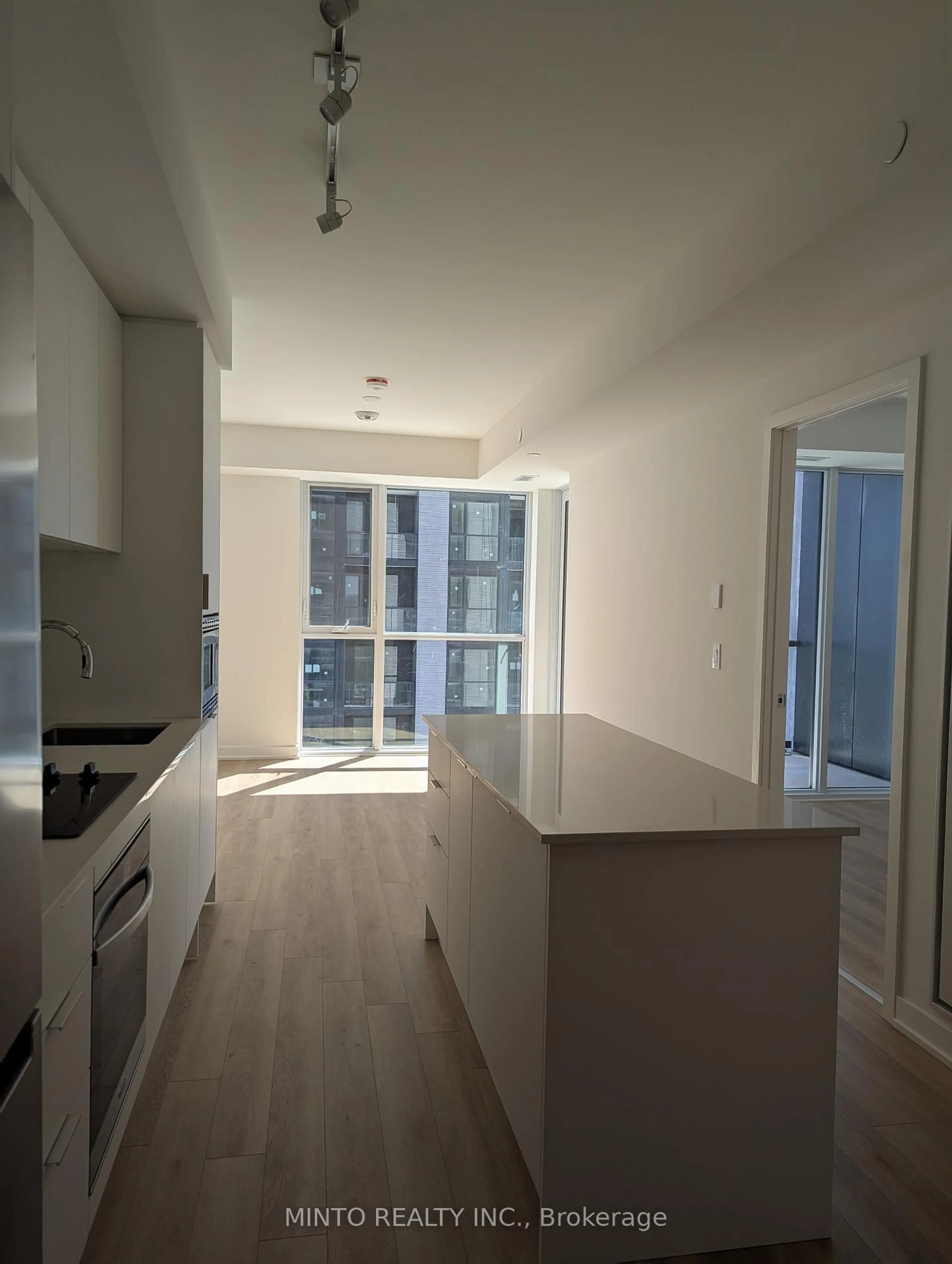 Standard kitchen, unknown for 3079 Trafalgar Rd #709, Oakville Ontario L6H 8C5