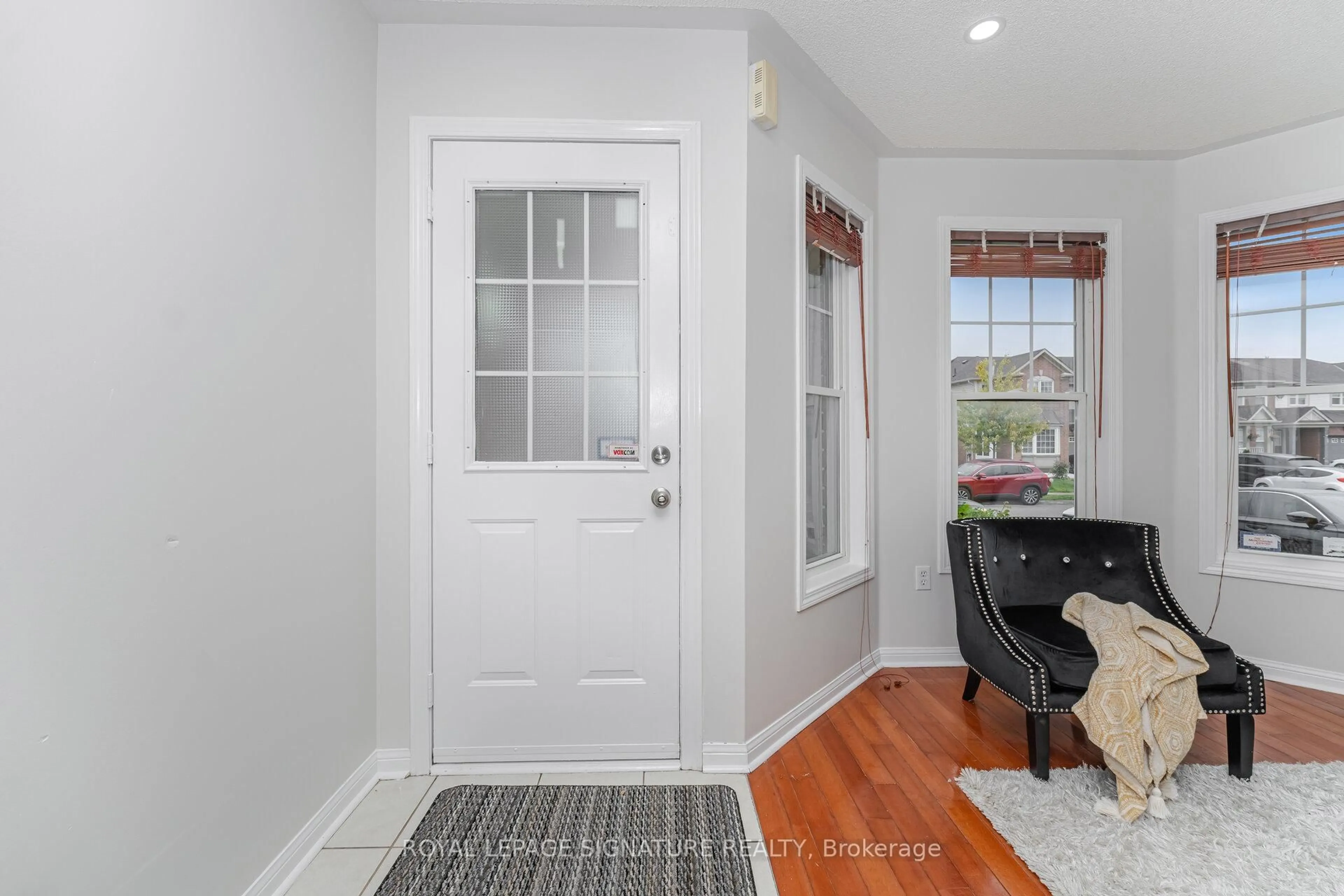 Indoor entryway for 22 Sentimental Way, Brampton Ontario L7A 2R9