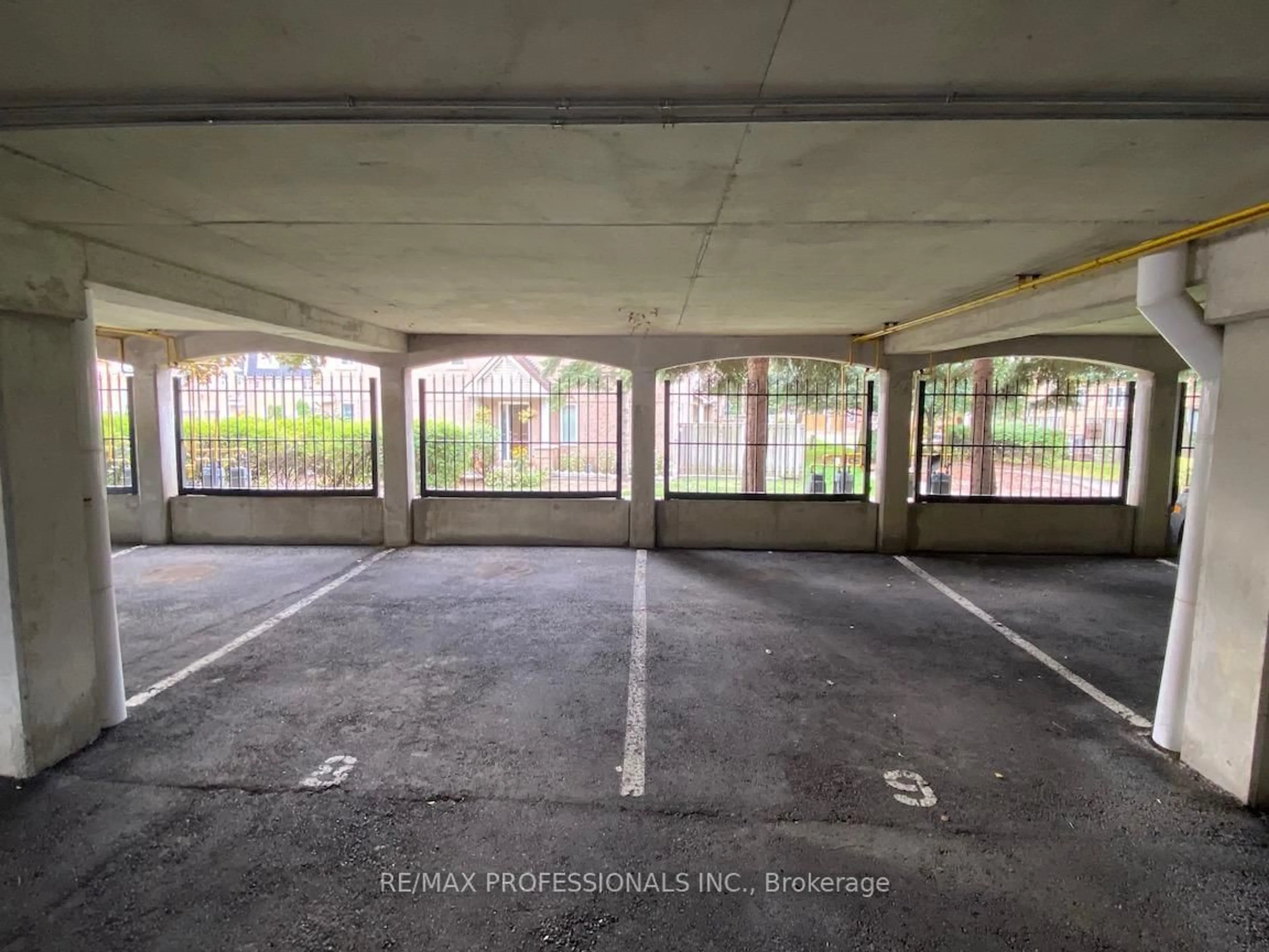 Parking for 65 Bristol Rd #216, Mississauga Ontario L4Z 3P1