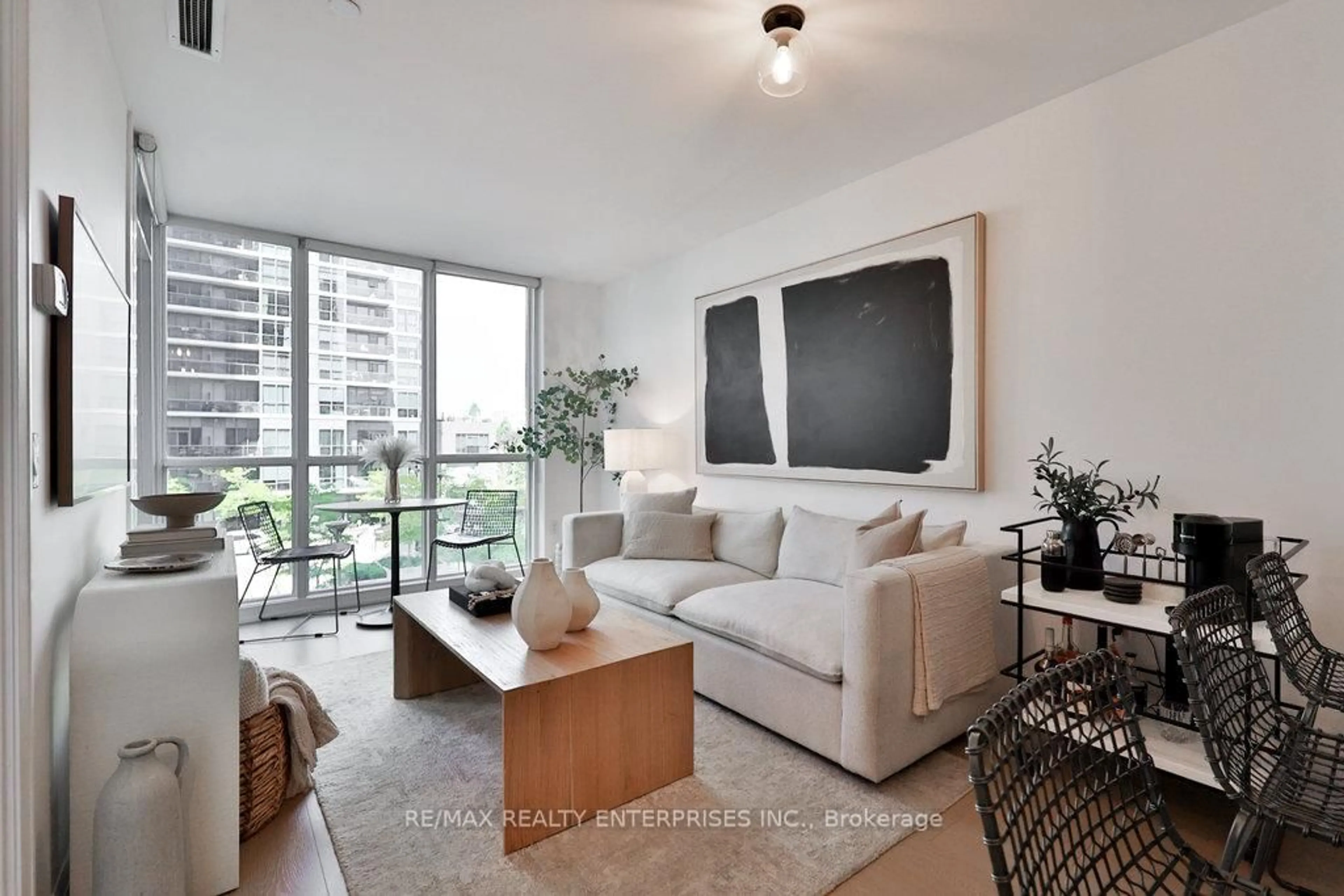 Living room with furniture, unknown for 9 Valhalla Inn Rd #306, Toronto Ontario M9B 1S9