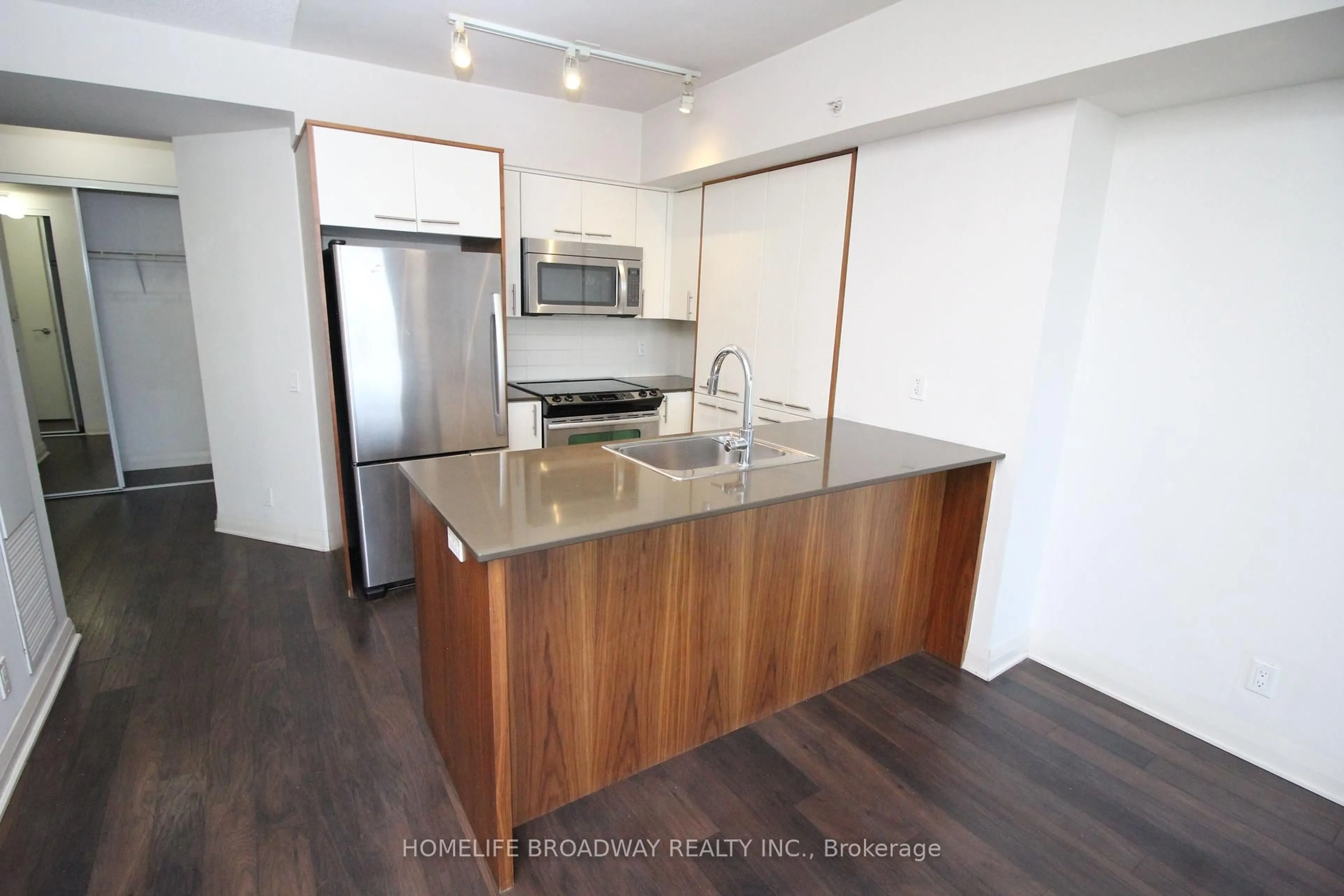 Standard kitchen, wood/laminate floor for 5 Valhalla Inn Rd #2401, Toronto Ontario M9B 0B1