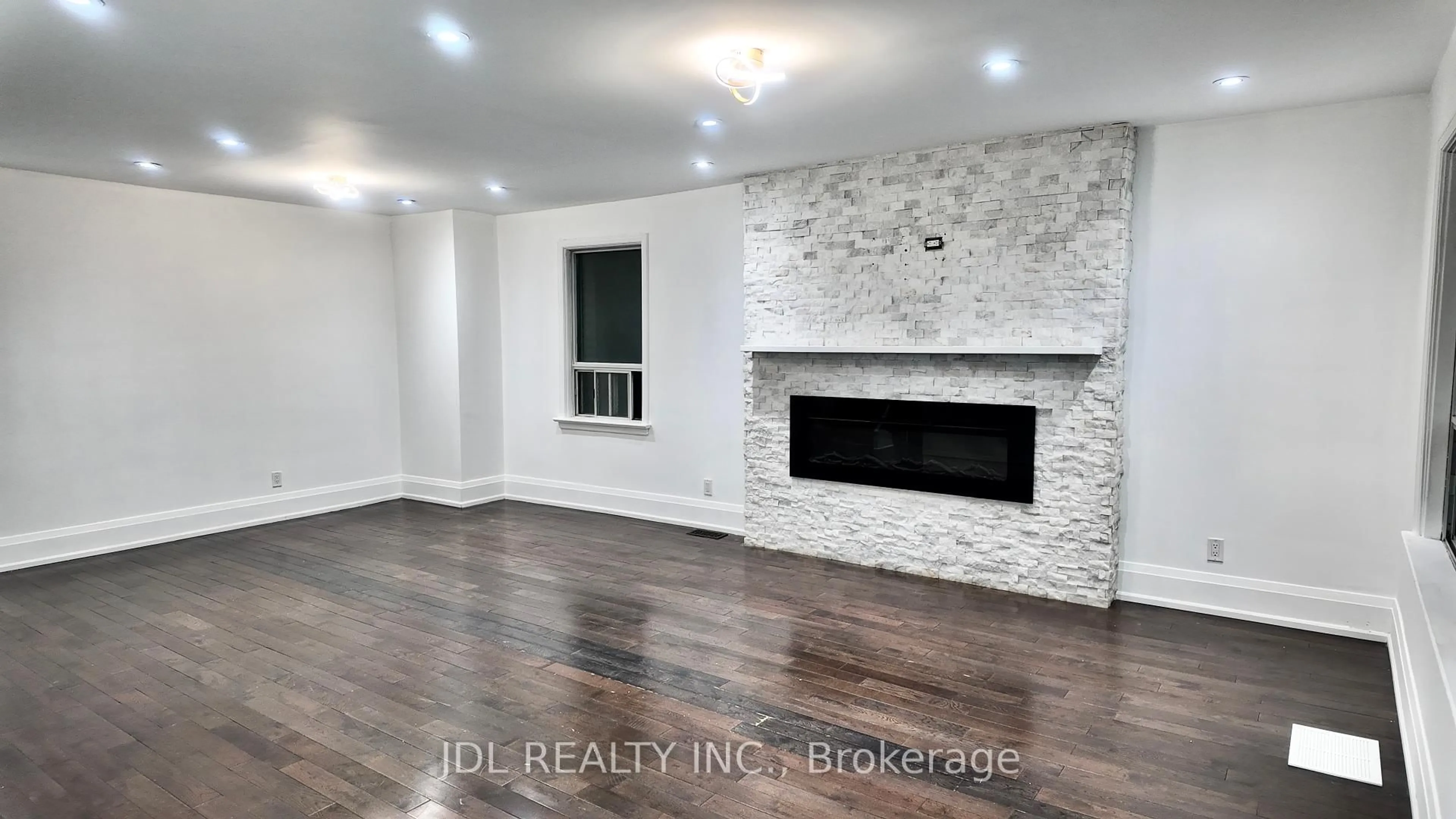 Unknown for 132 Edgecroft Rd, Toronto Ontario M8Z 2C3