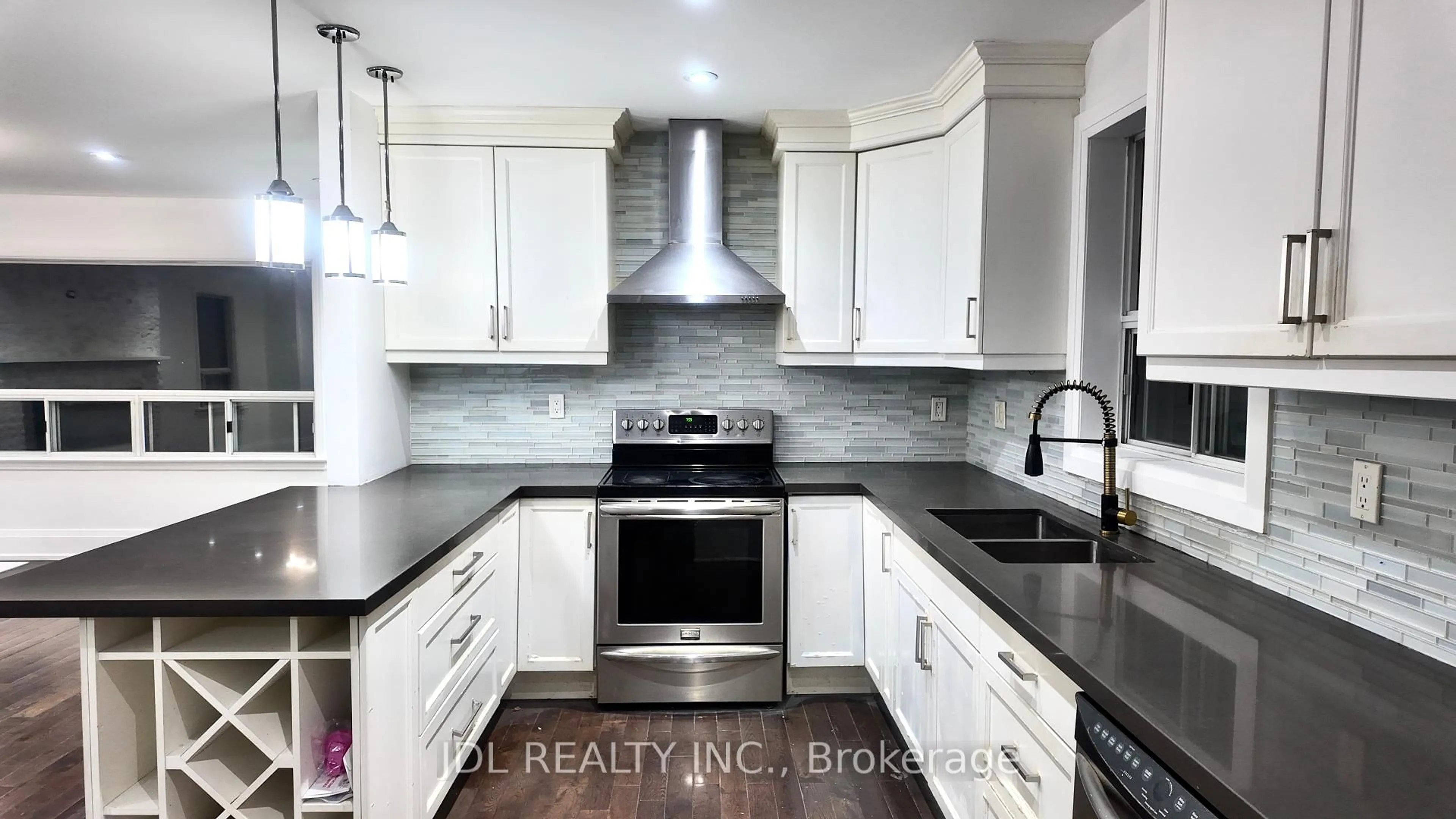 Contemporary kitchen, ceramic/tile floor for 132 Edgecroft Rd, Toronto Ontario M8Z 2C3
