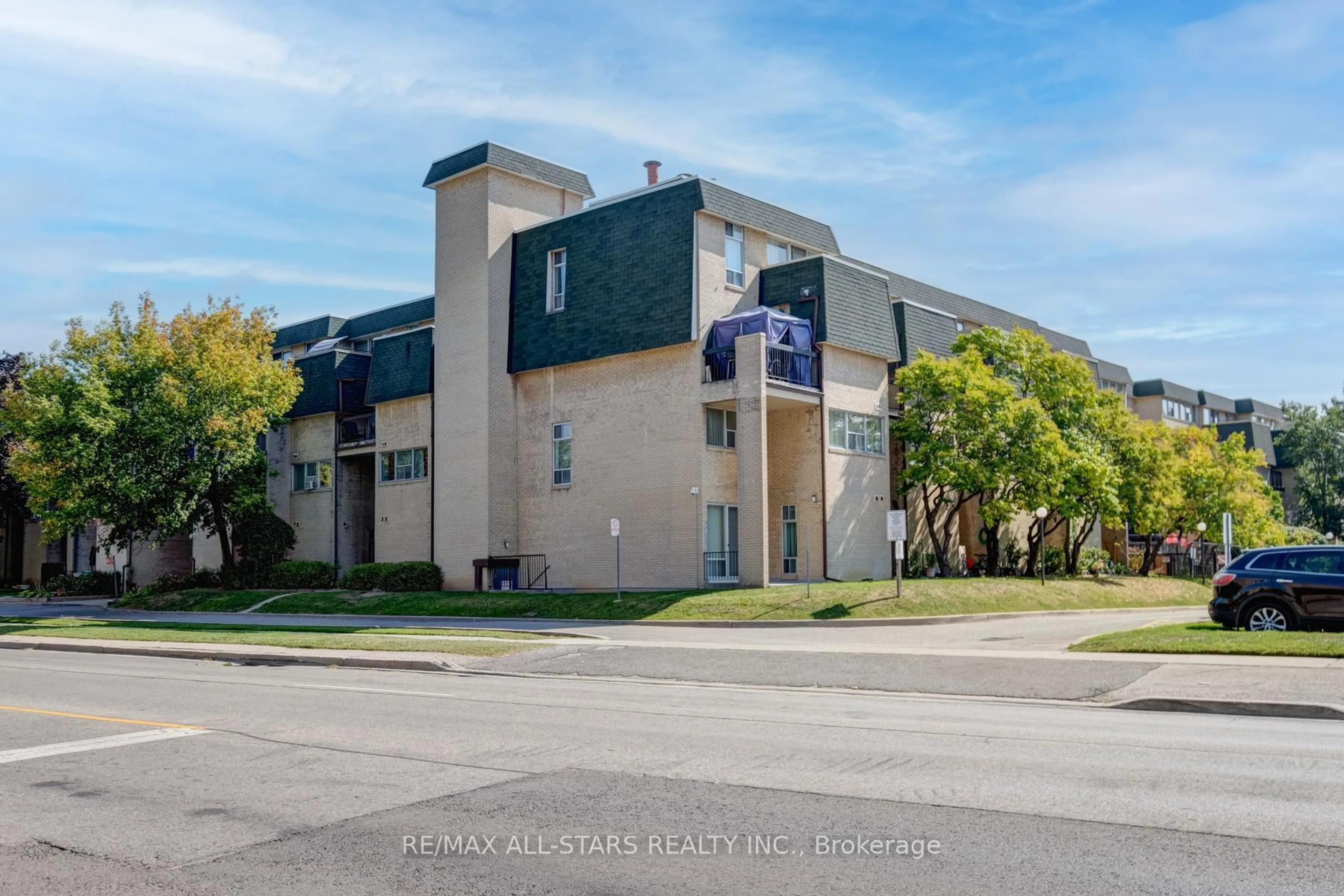 Unknown for 1624 Bloor St #61, Mississauga Ontario L4X 2S2