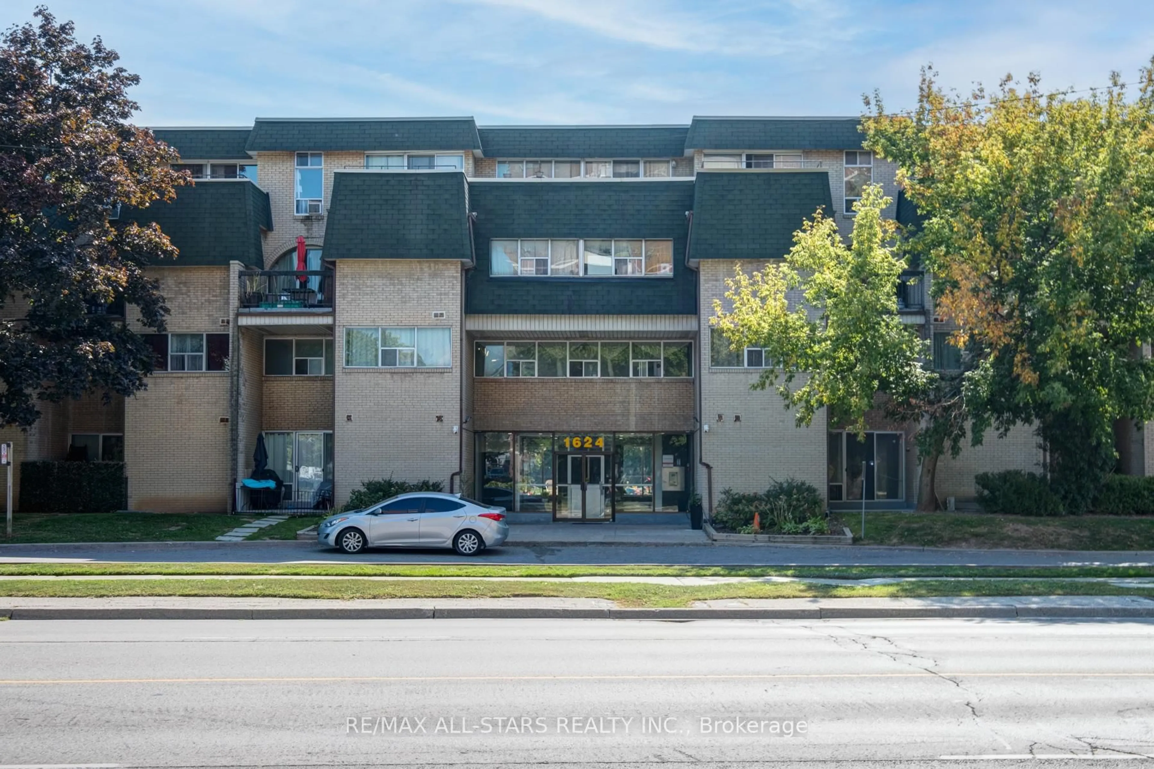 Unknown for 1624 Bloor St #61, Mississauga Ontario L4X 2S2