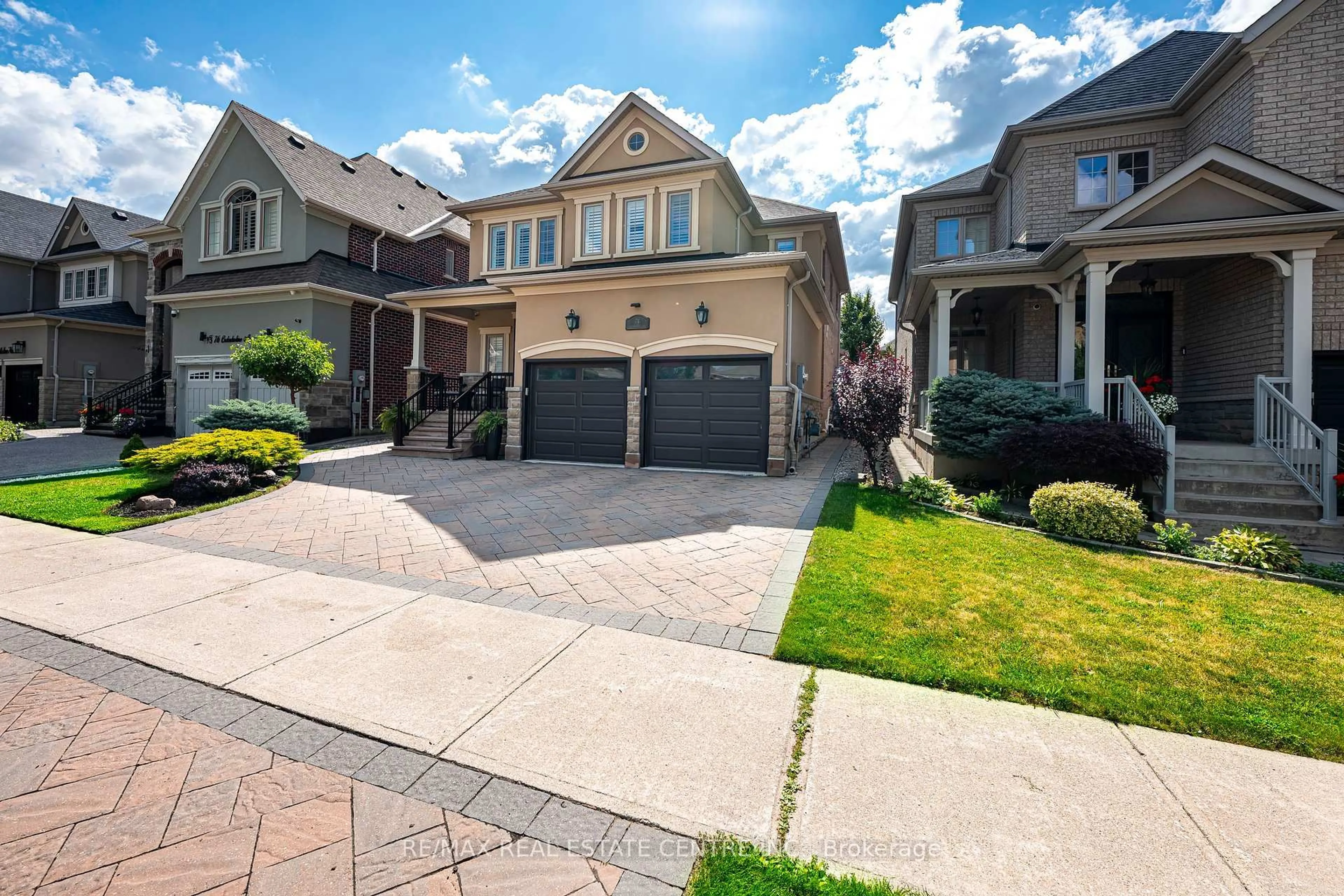 Home with brick exterior material, street for 74 Cedarholme Ave, Caledon Ontario L7C 3T1