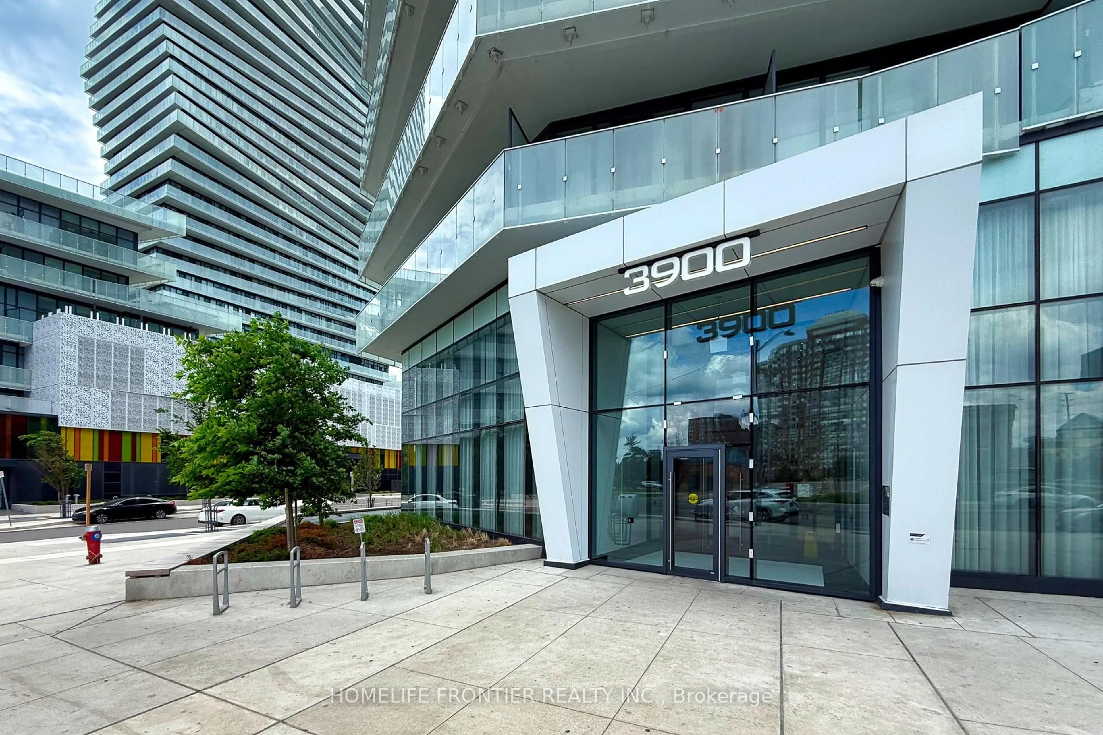 Unknown for 3900 Confederation Pkwy #2807, Mississauga Ontario L5B 0M3
