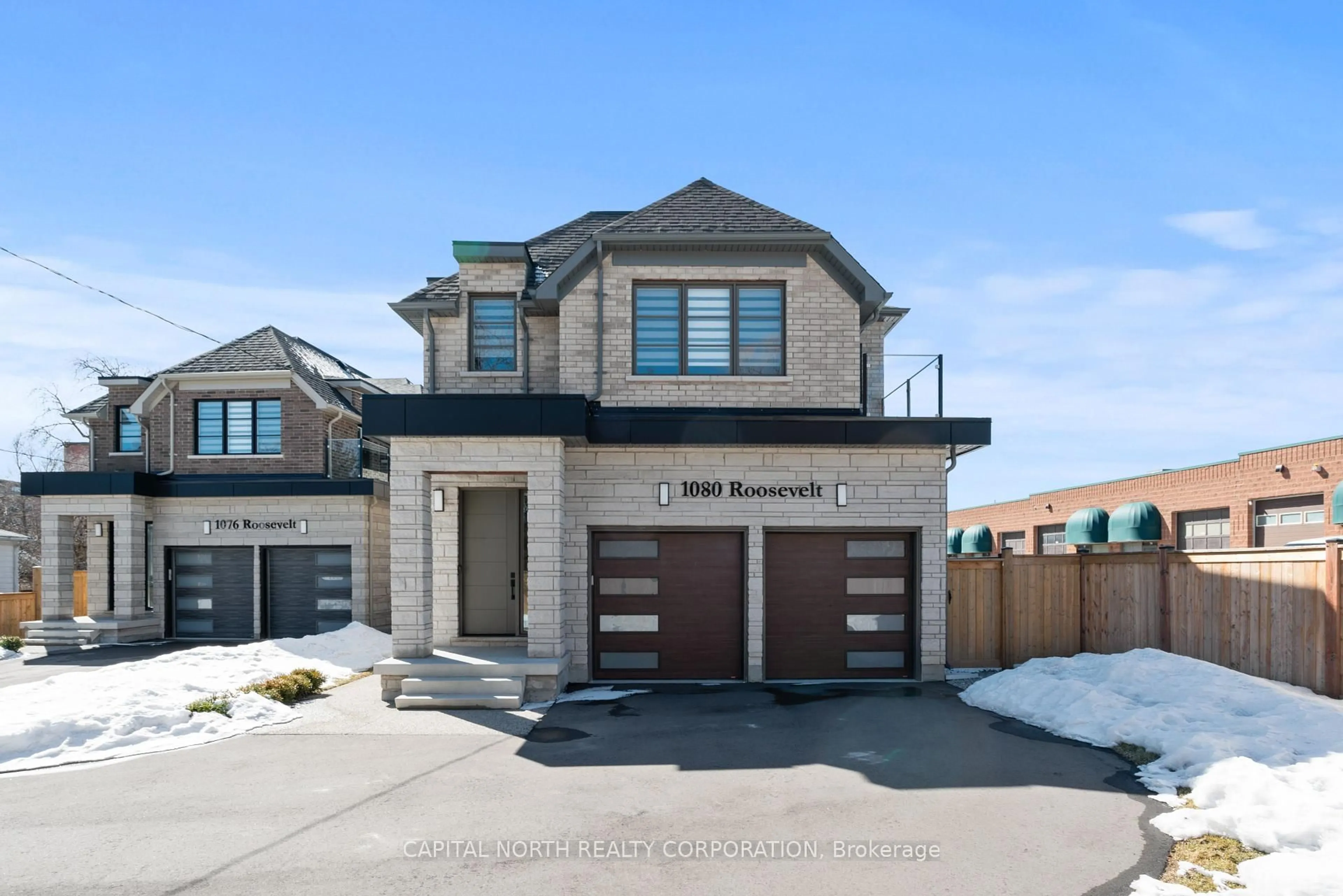 Home with brick exterior material, street for 1080 Roosevelt Rd, Mississauga Ontario L5G 3Y8