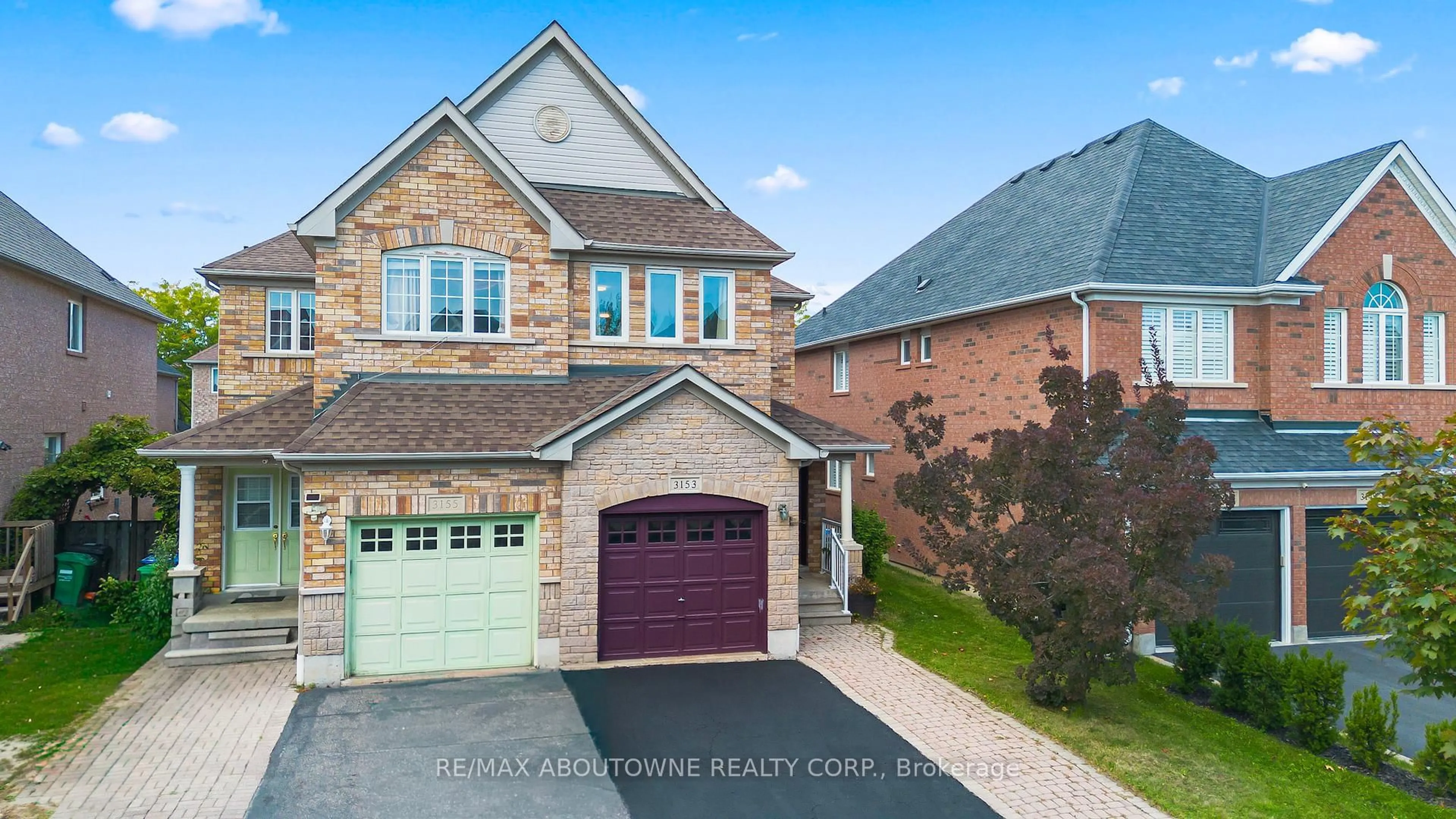 Home with brick exterior material, street for 3153 Baron Dr, Mississauga Ontario L5M 6V6