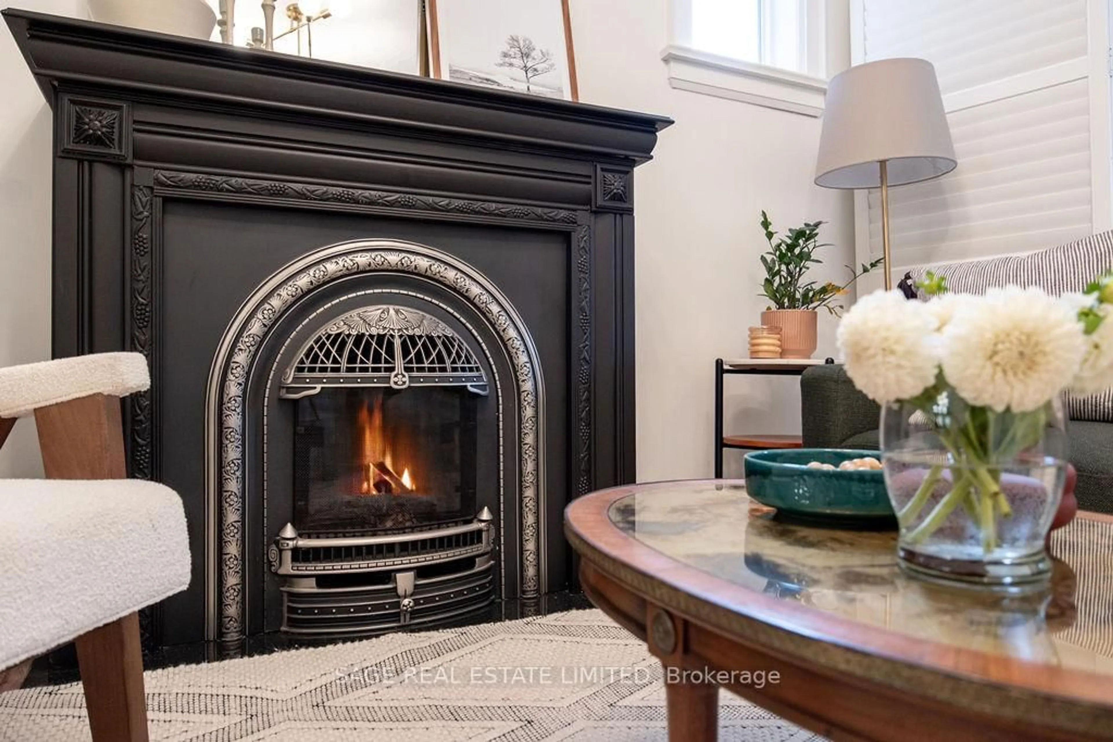 Unknown for 816 Windermere Ave, Toronto Ontario M6S 3M6