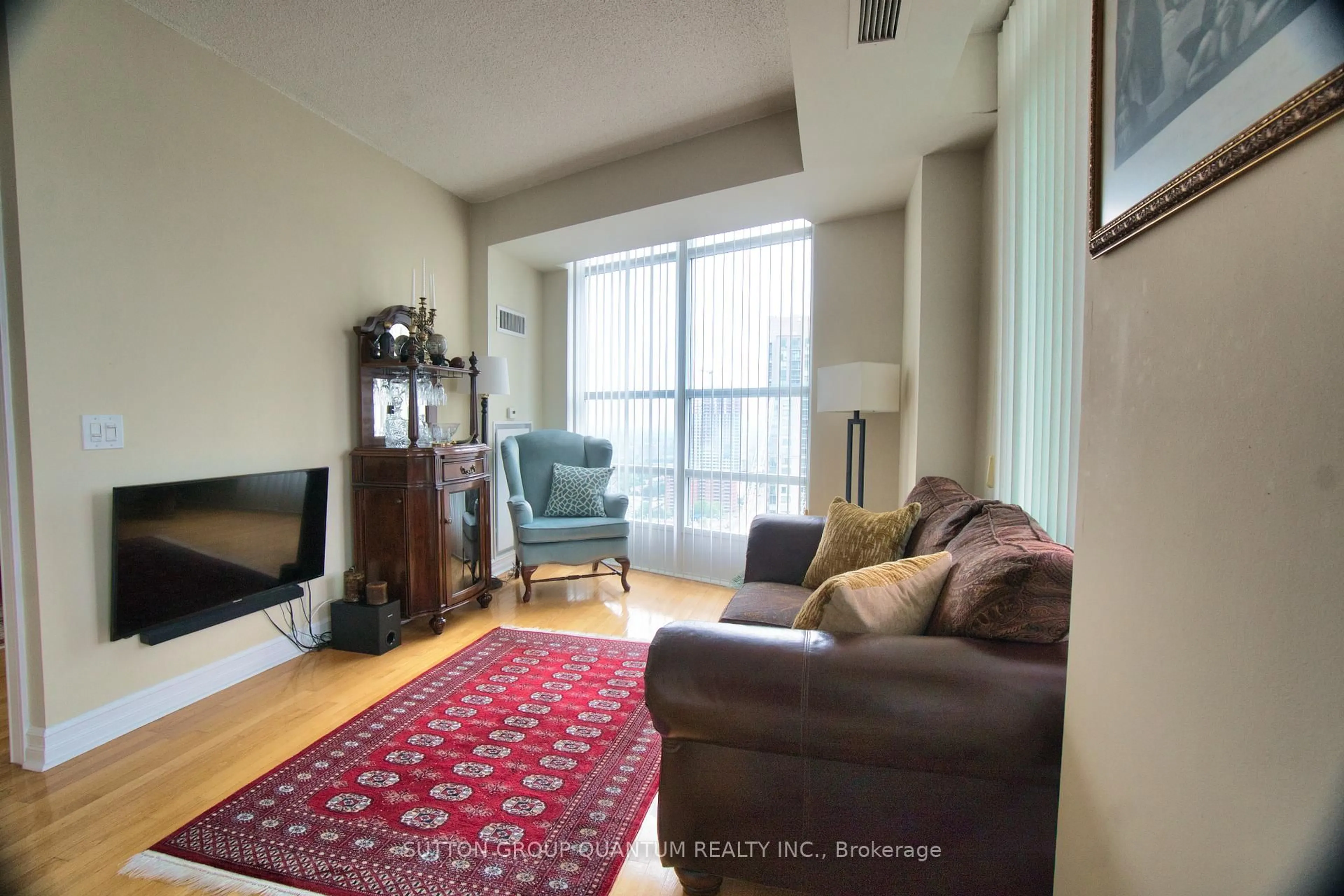 Living room with furniture, unknown for 1 Elm Dr #2705, Mississauga Ontario L5B 4M1