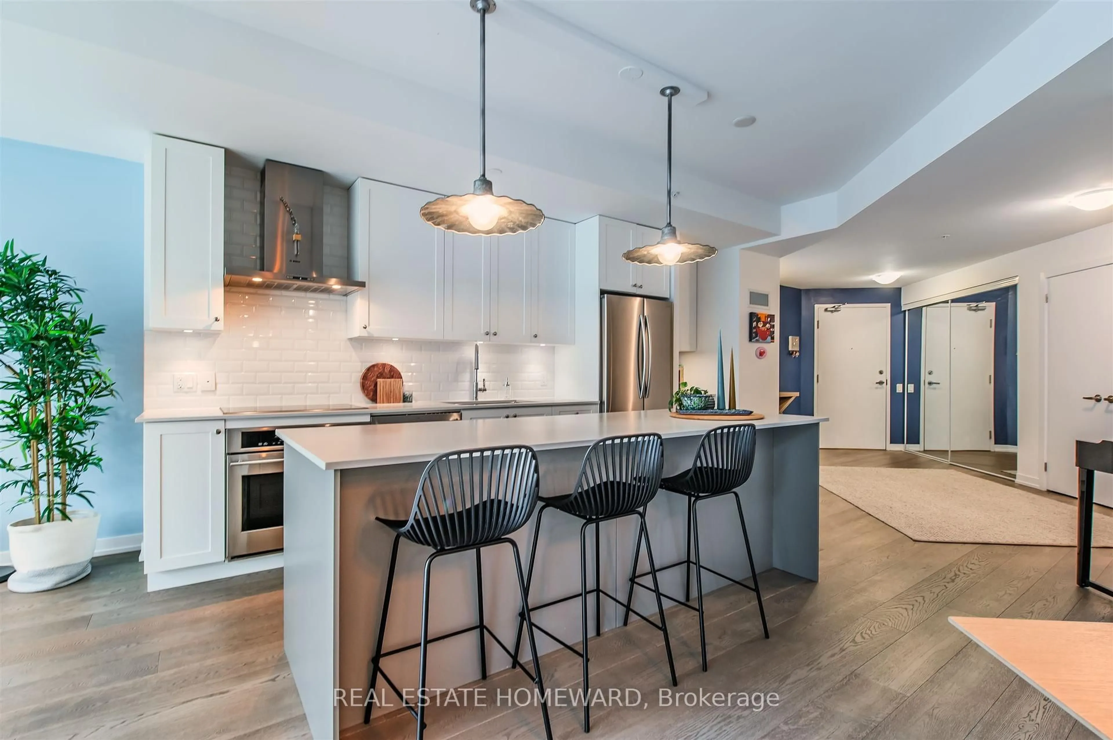Open concept kitchen, unknown for 38 Howard Park Ave #424, Toronto Ontario M6R 0A7