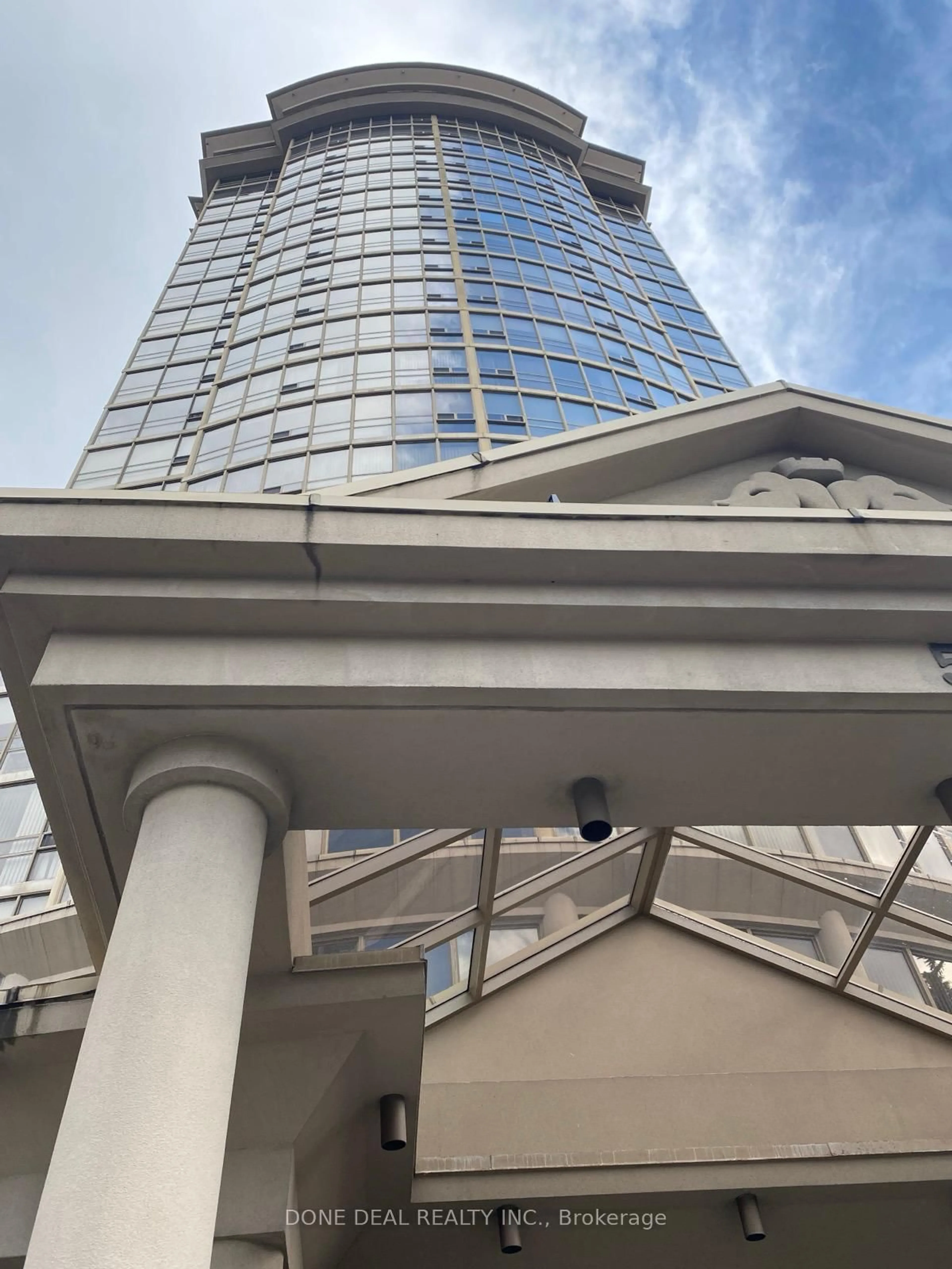 Unknown for 50 Eglinton Ave #207, Mississauga Ontario L5R 3P5