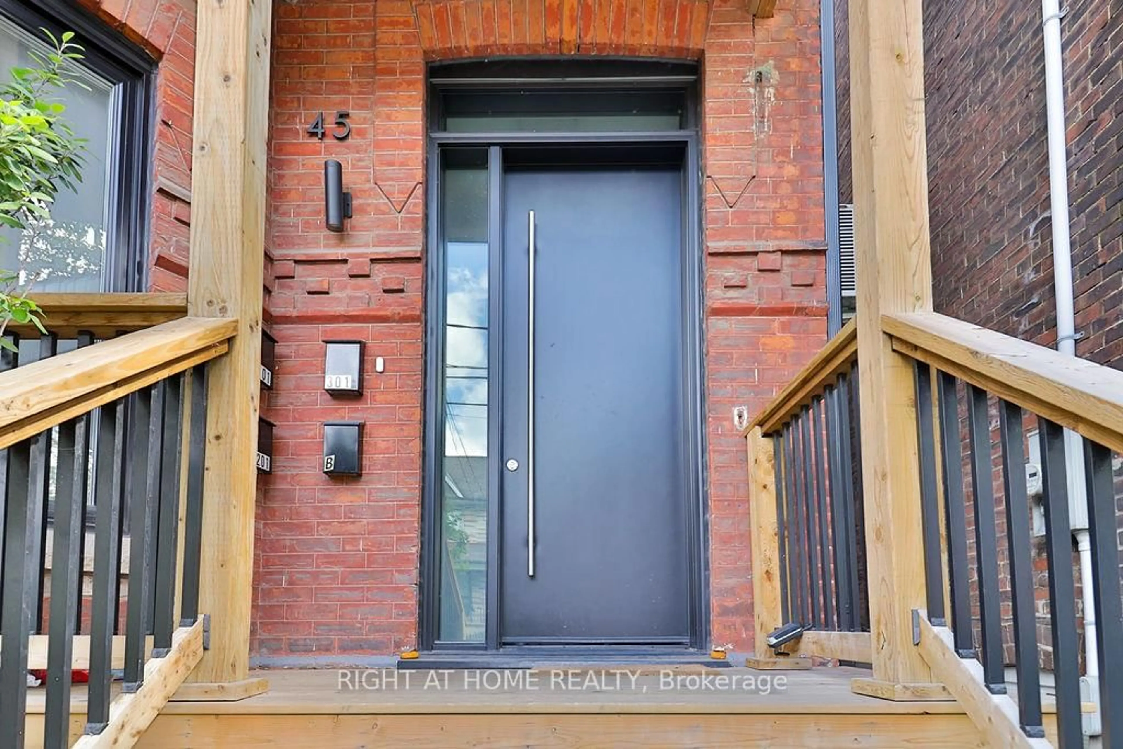 Unknown for 45 Brock Ave, Toronto Ontario M6K 2K9