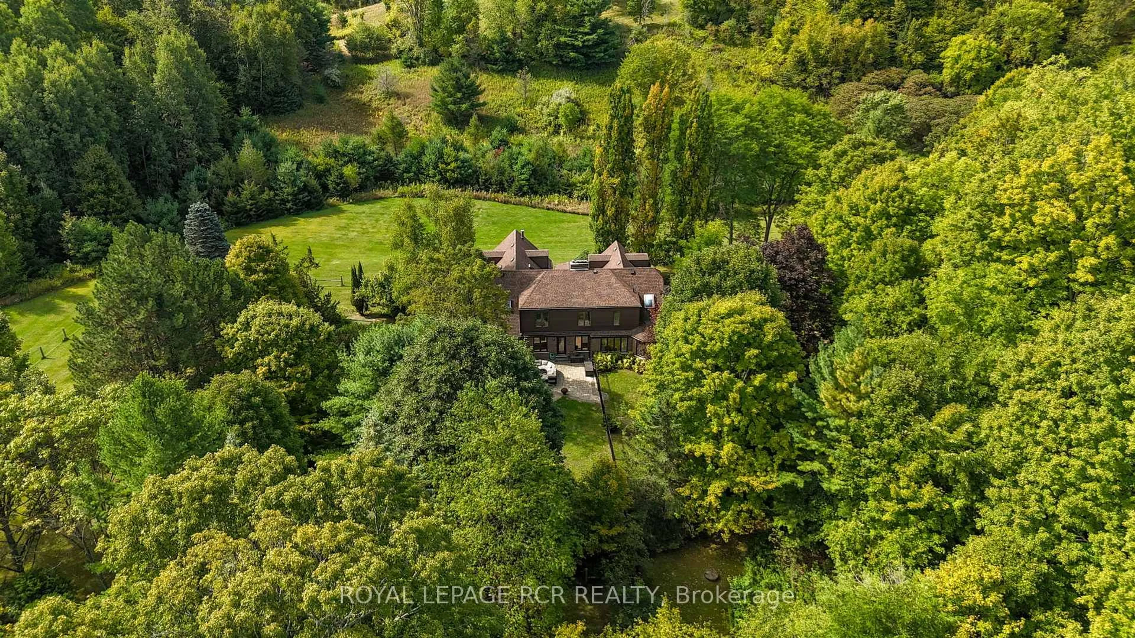 A pic from outside/outdoor area/front of a property/back of a property/a pic from drone, unknown for 8225 Finnerty Sdrd, Caledon Ontario L7E 0H6