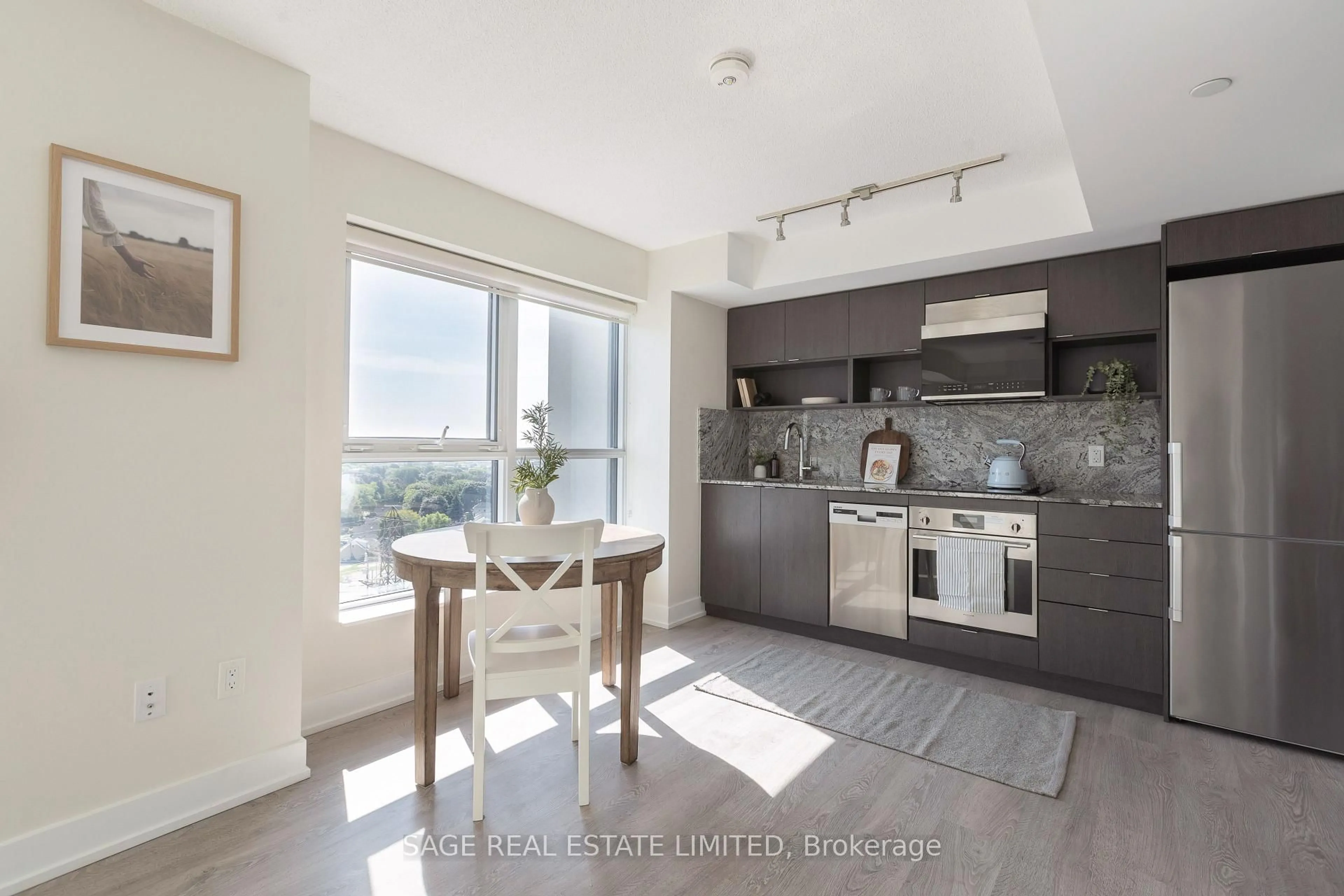 Open concept kitchen, unknown for 9 Mabelle Ave #1423, Toronto Ontario M9A 0E1