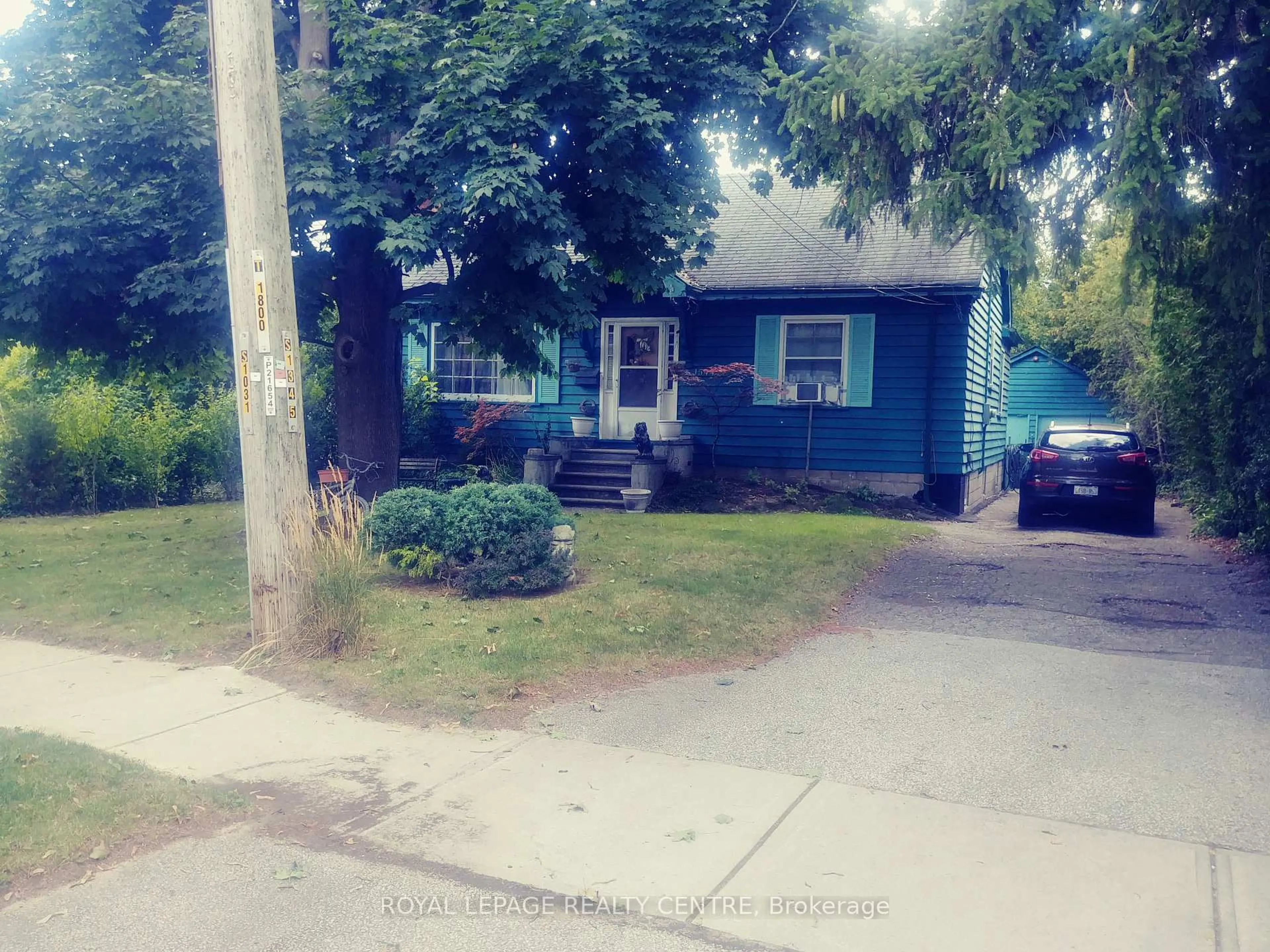 Unknown for 1544 Cawthra Crt, Mississauga Ontario L5G 4L3