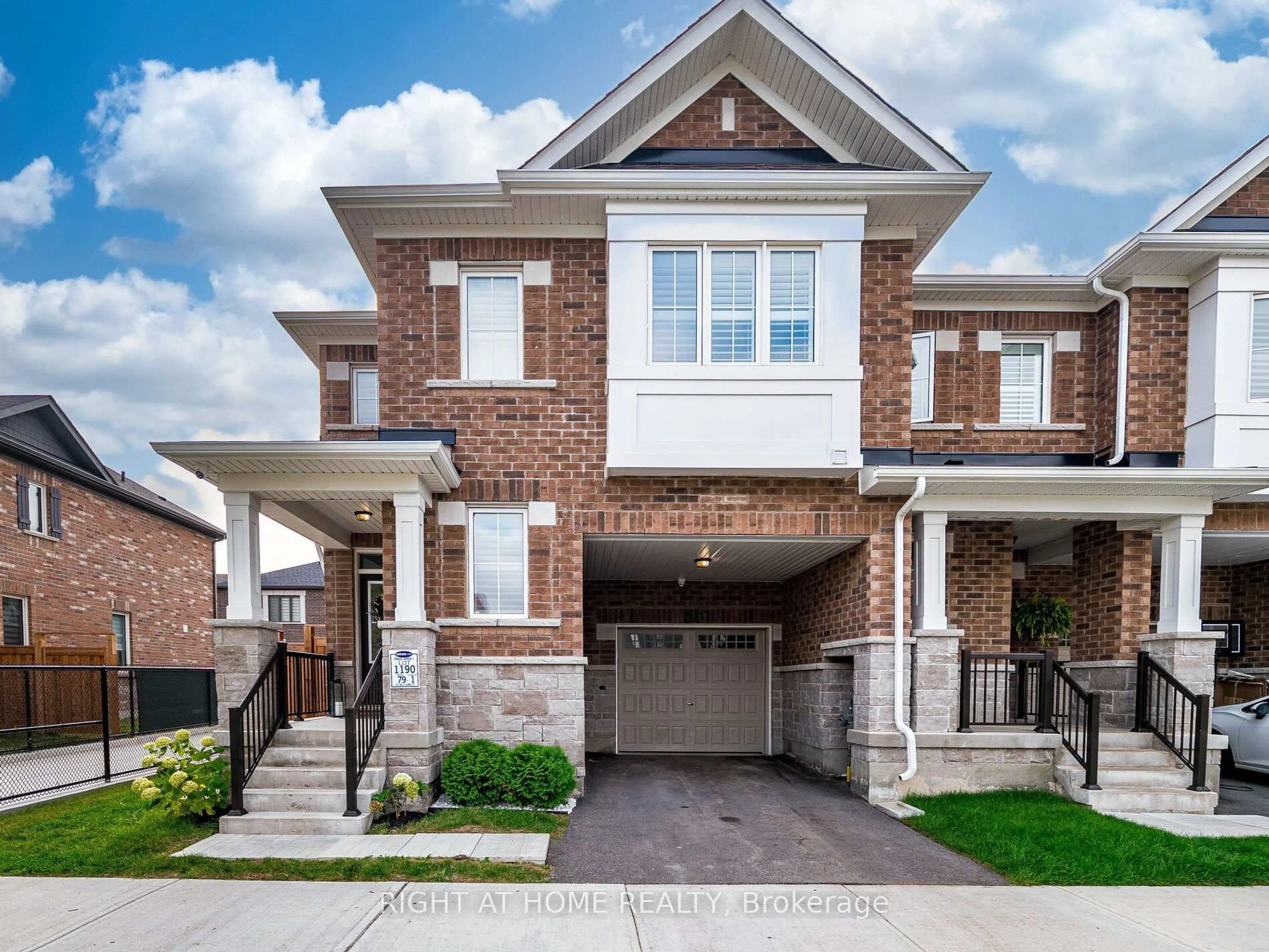 Home with brick exterior material, street for 531 Bellflower Crt, Milton Ontario L9E 1W5