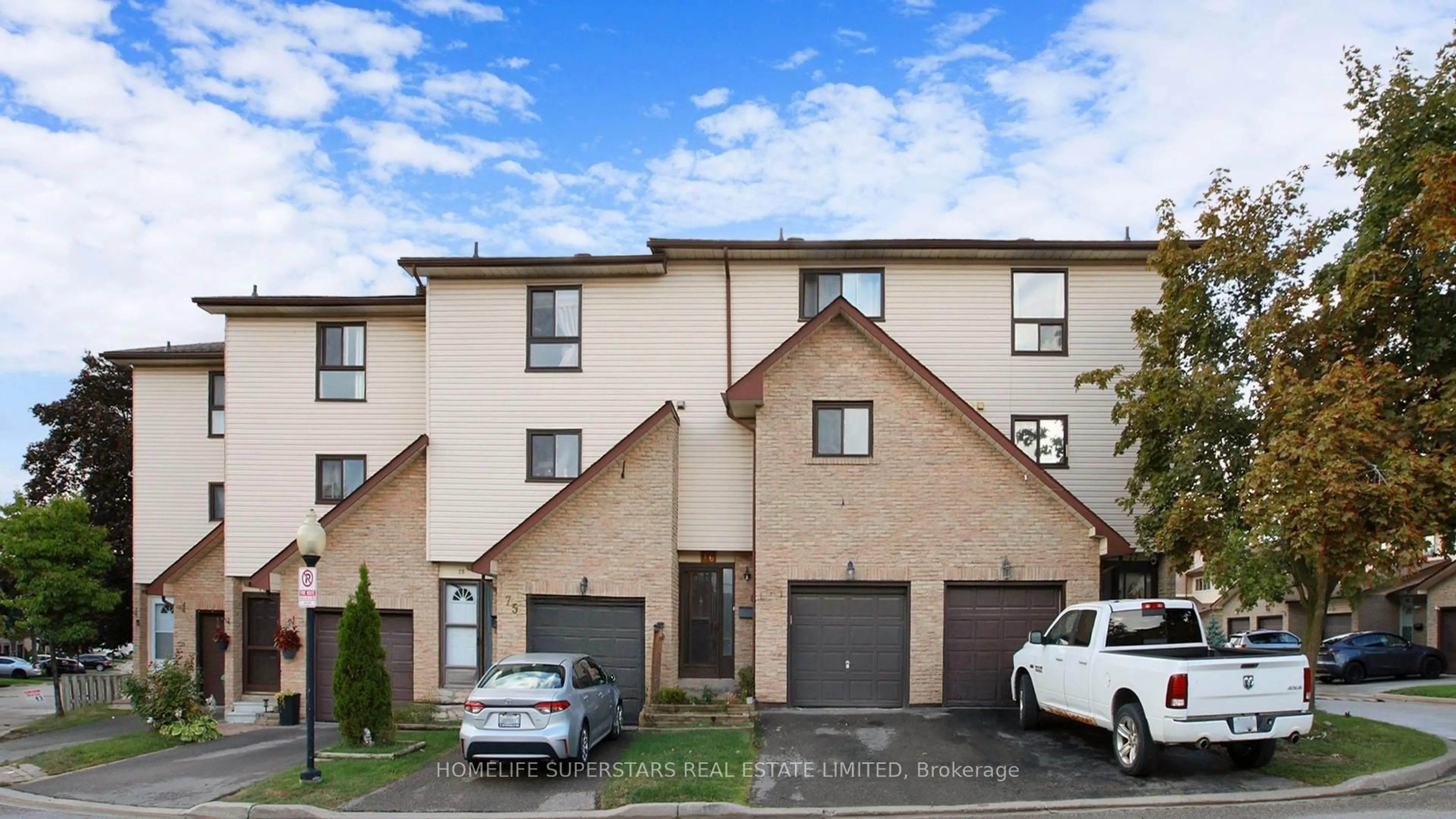 Unknown for 76 Collins Cres, Brampton Ontario L6V 3N1
