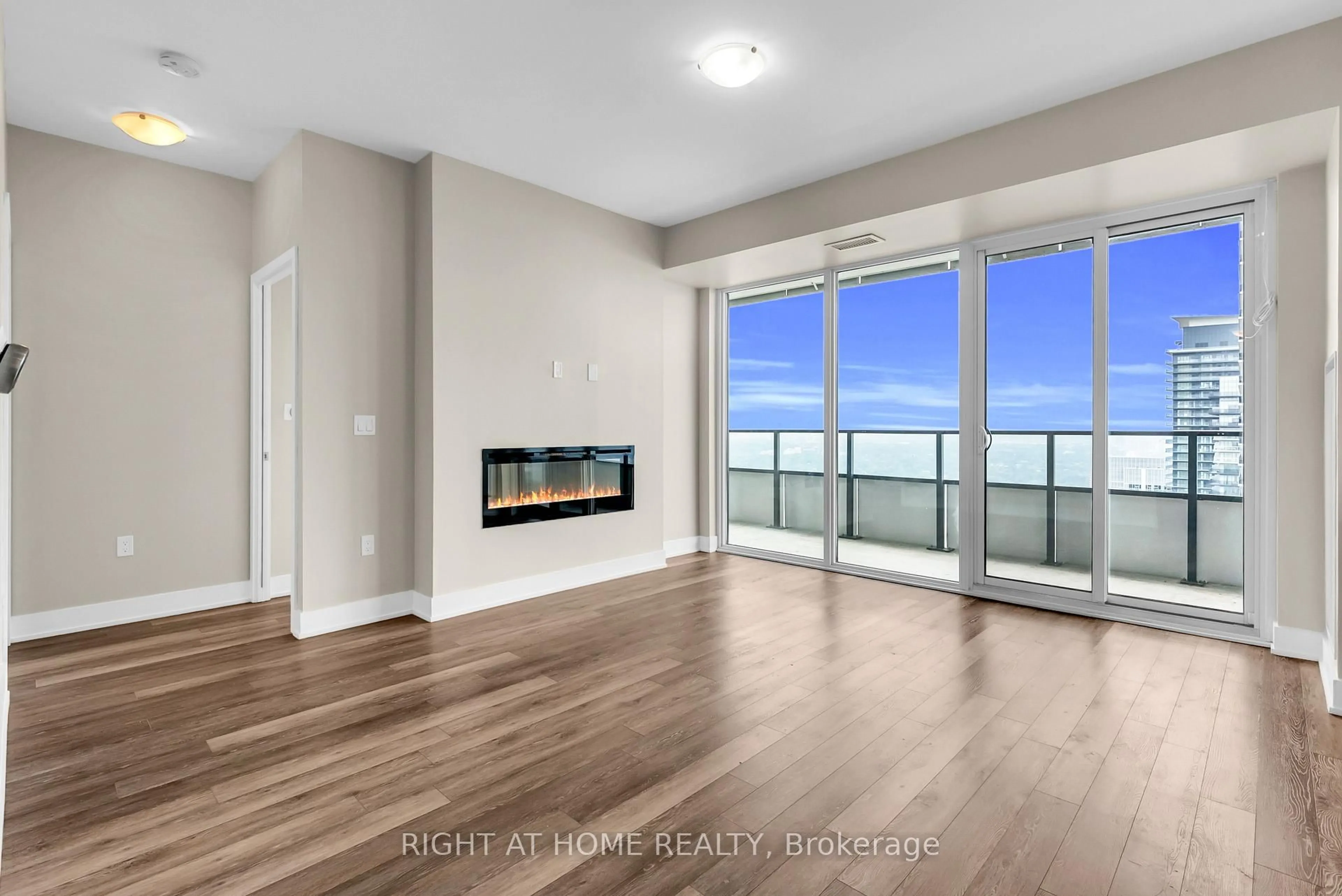Unknown for 30 Shore Breeze Dr #4810, Toronto Ontario M8V 1A1