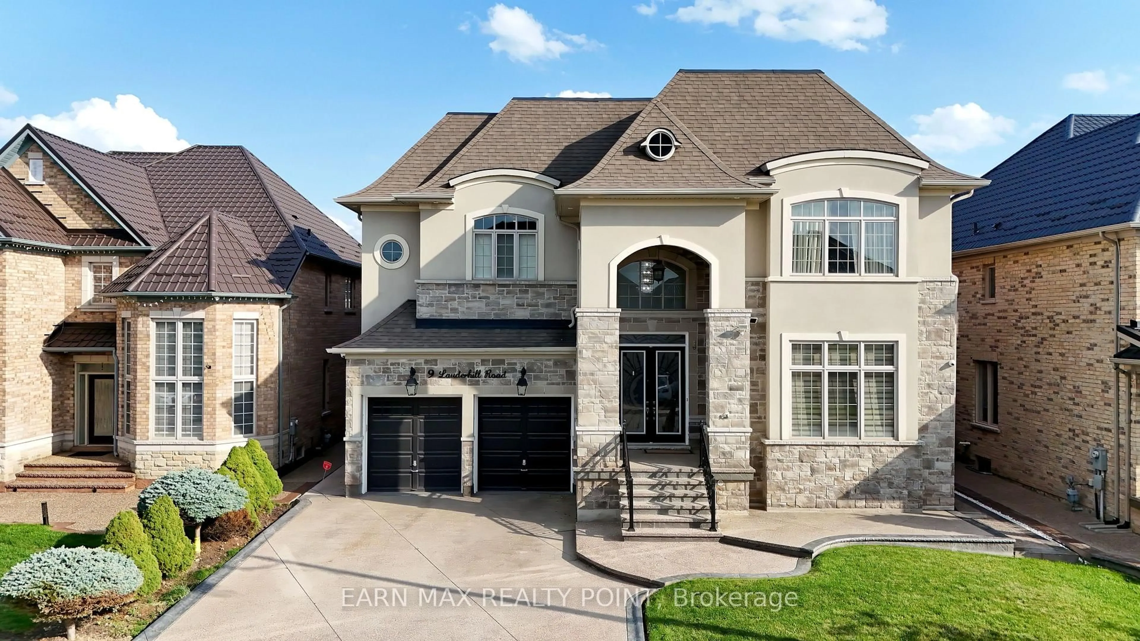 Home with brick exterior material, street for 9 Lauderhill Rd, Brampton Ontario L6P 2Z1