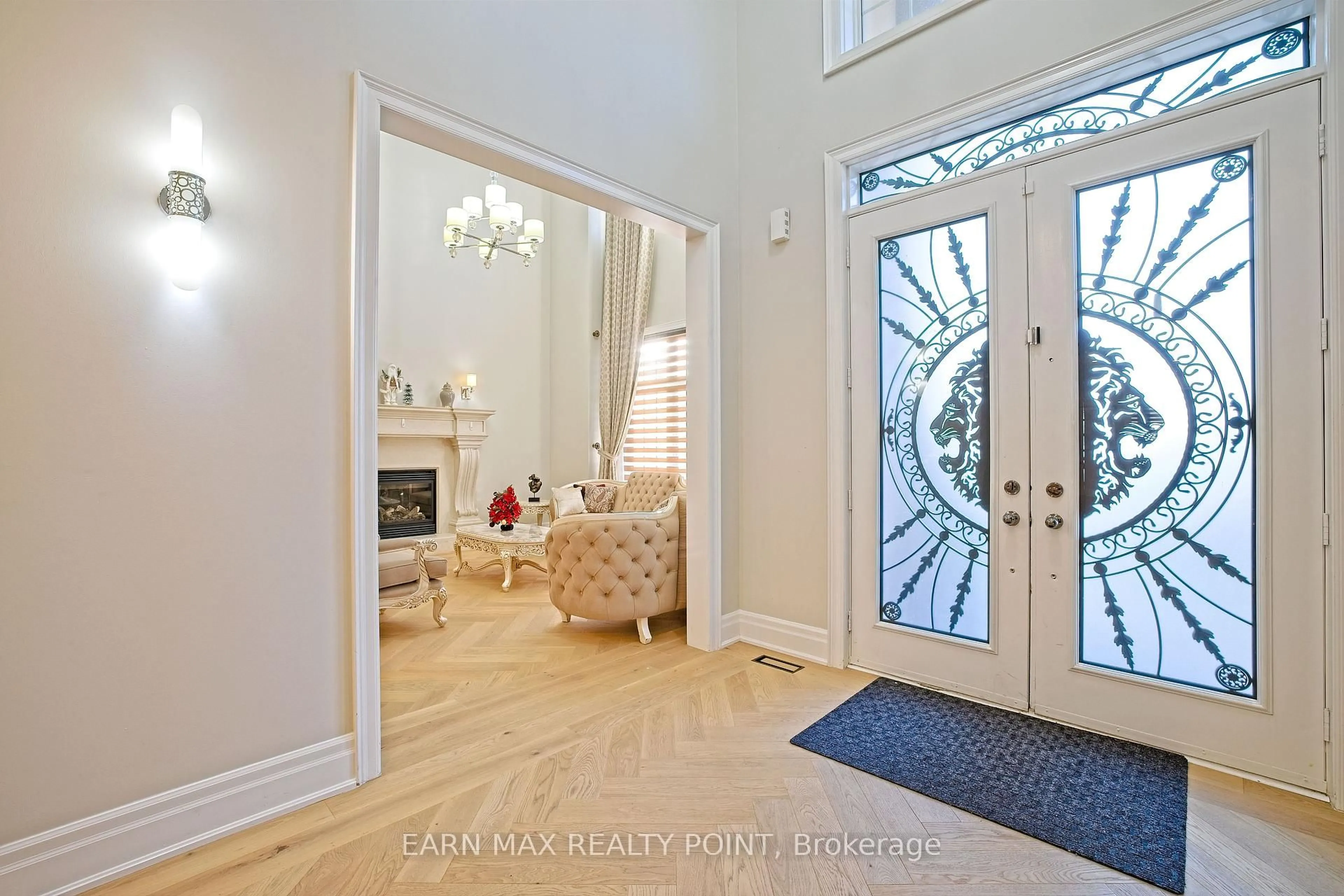 Indoor entryway for 9 Lauderhill Rd, Brampton Ontario L6P 2Z1