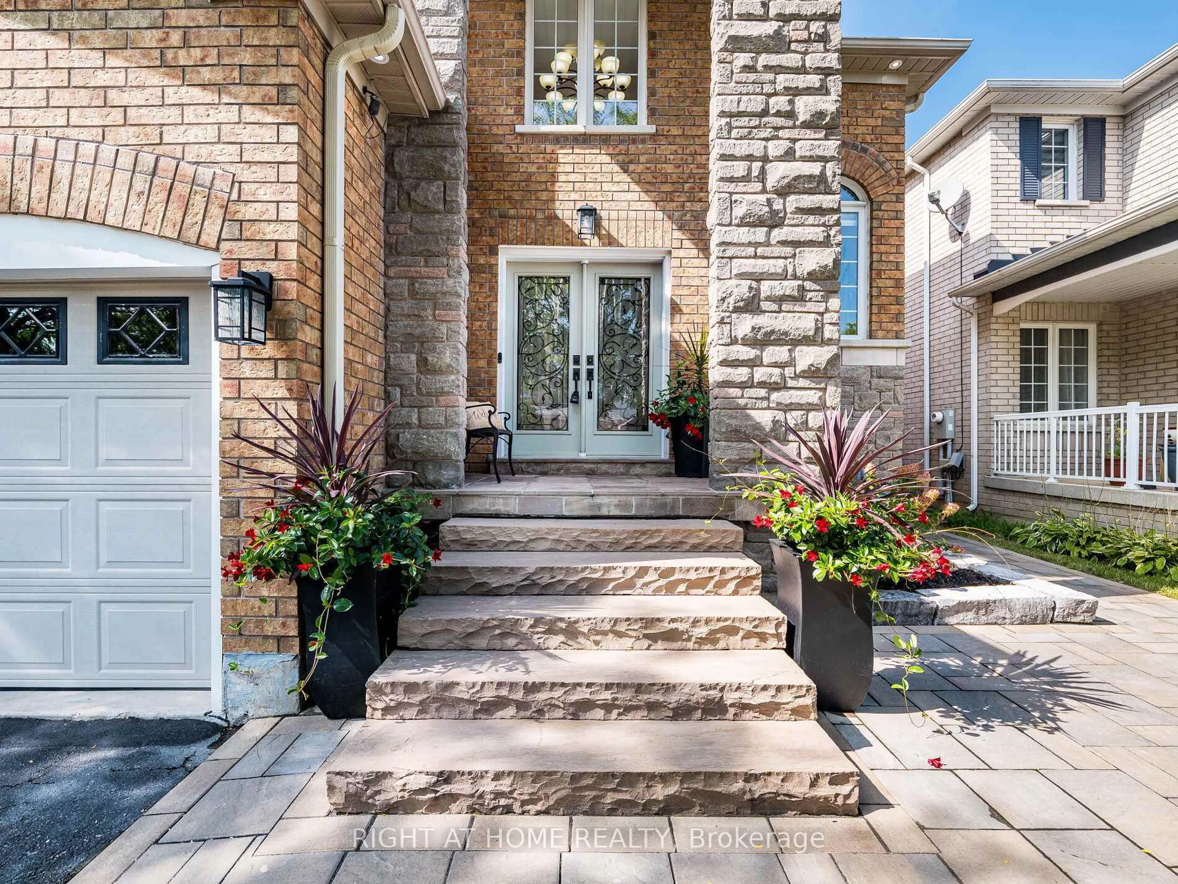 Unknown for 6 Berrycreek Dr, Brampton Ontario L7A 2M7