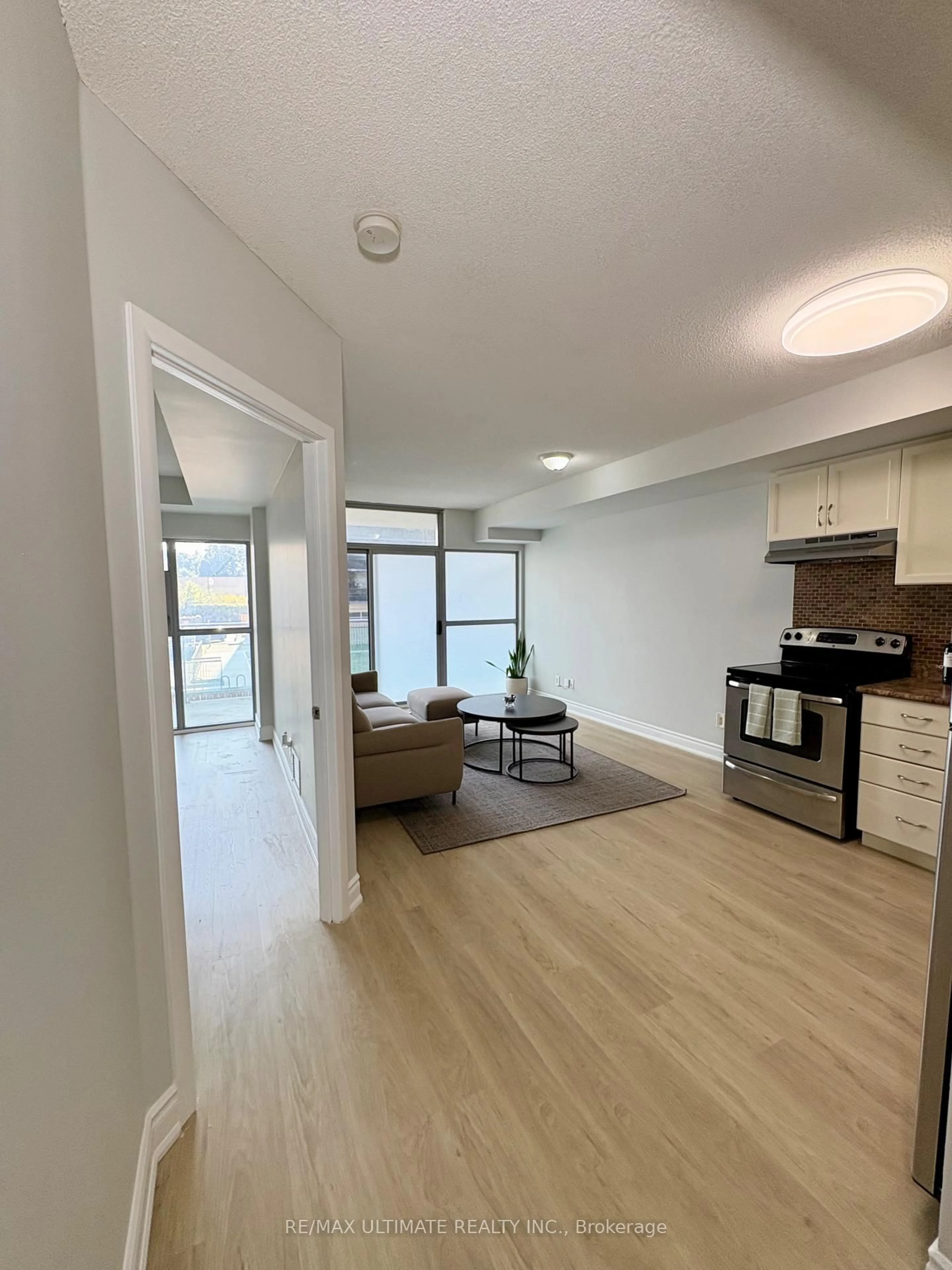A pic of a room for 2464 Weston Rd #207, Toronto Ontario M9M 0A2