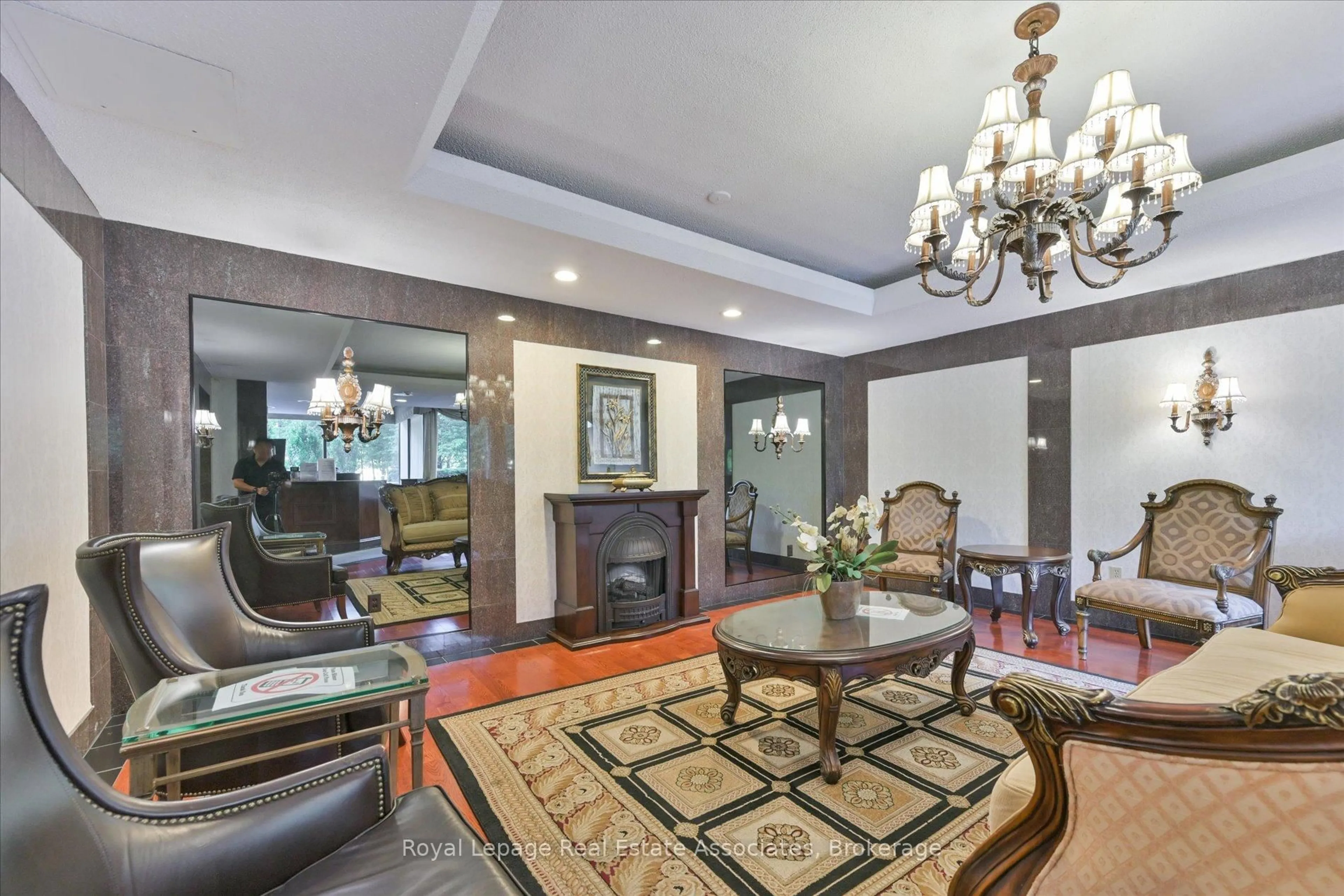 Lobby for 10 Malta Ave #1209, Brampton Ontario L6Y 4G6